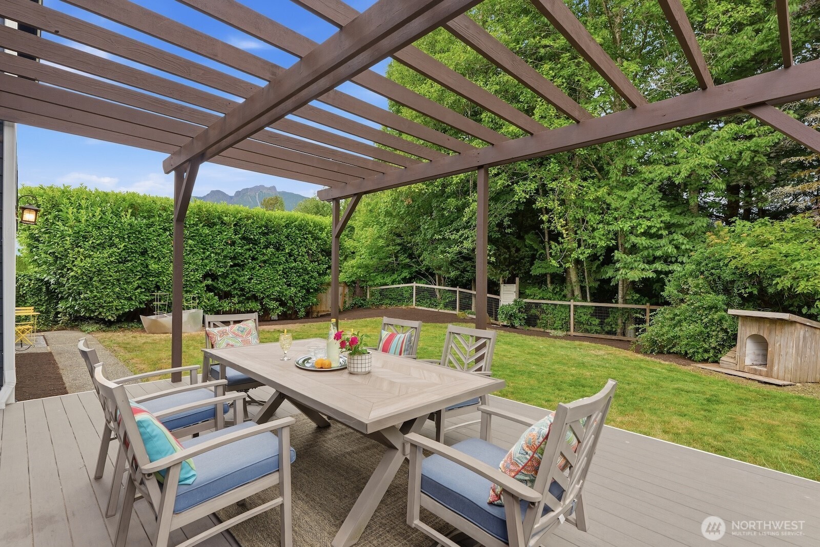1110 Hemlock Avenue Property Photo 32