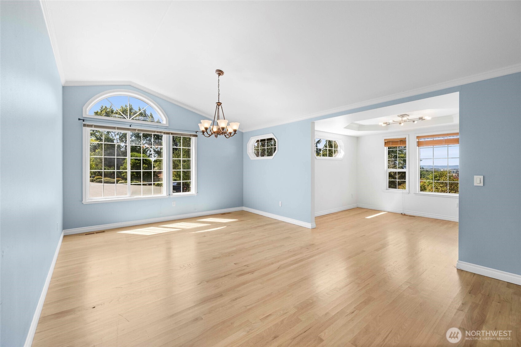 20801 Hermway Heights Place Property Photo 4