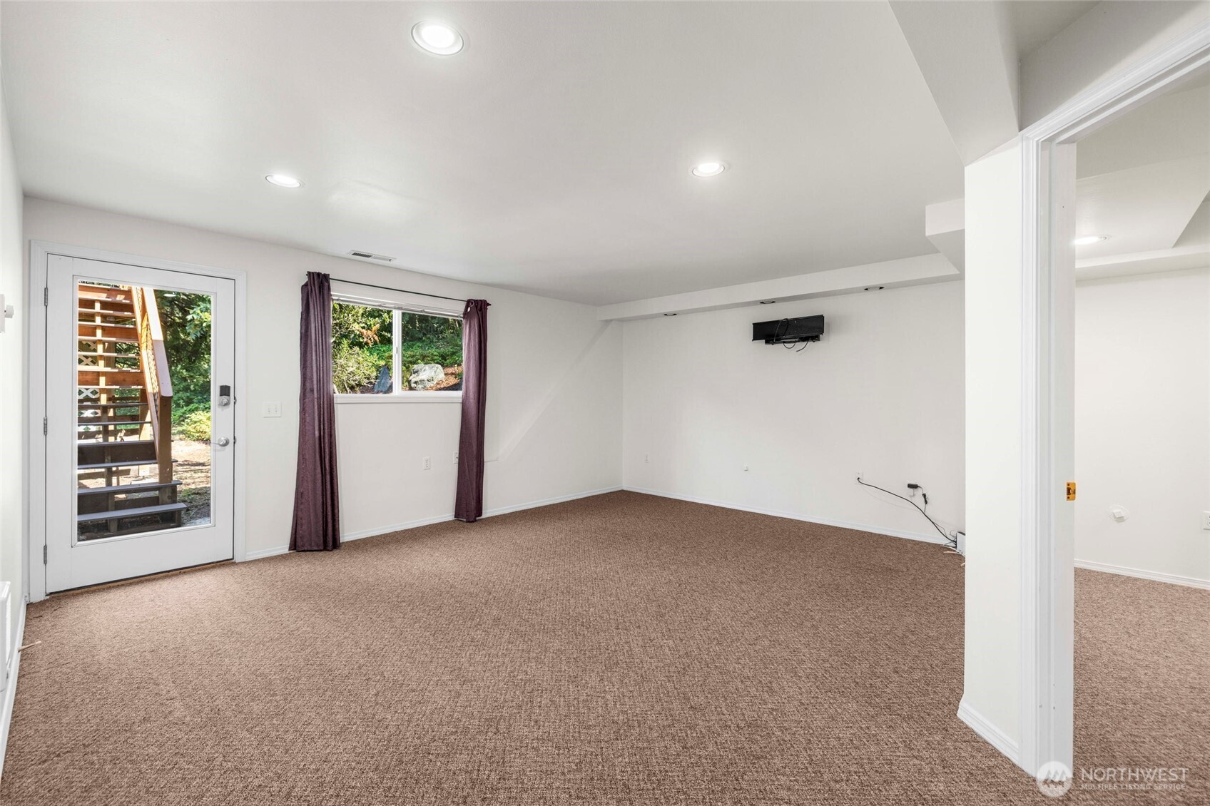 20801 Hermway Heights Place Property Photo 28
