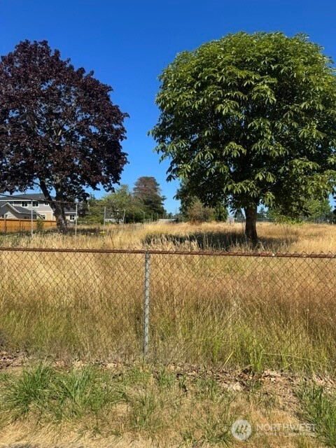 7011 E Mckinley Avenue Property Photo 2