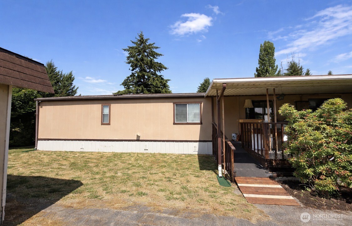 8508 144th Avenue 11 Property Photo 2