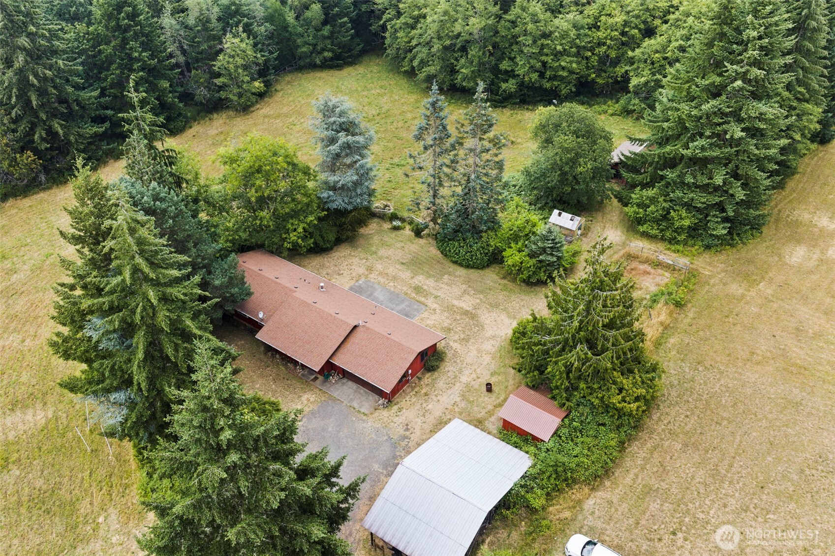 341 Frogner Road Property Photo 3