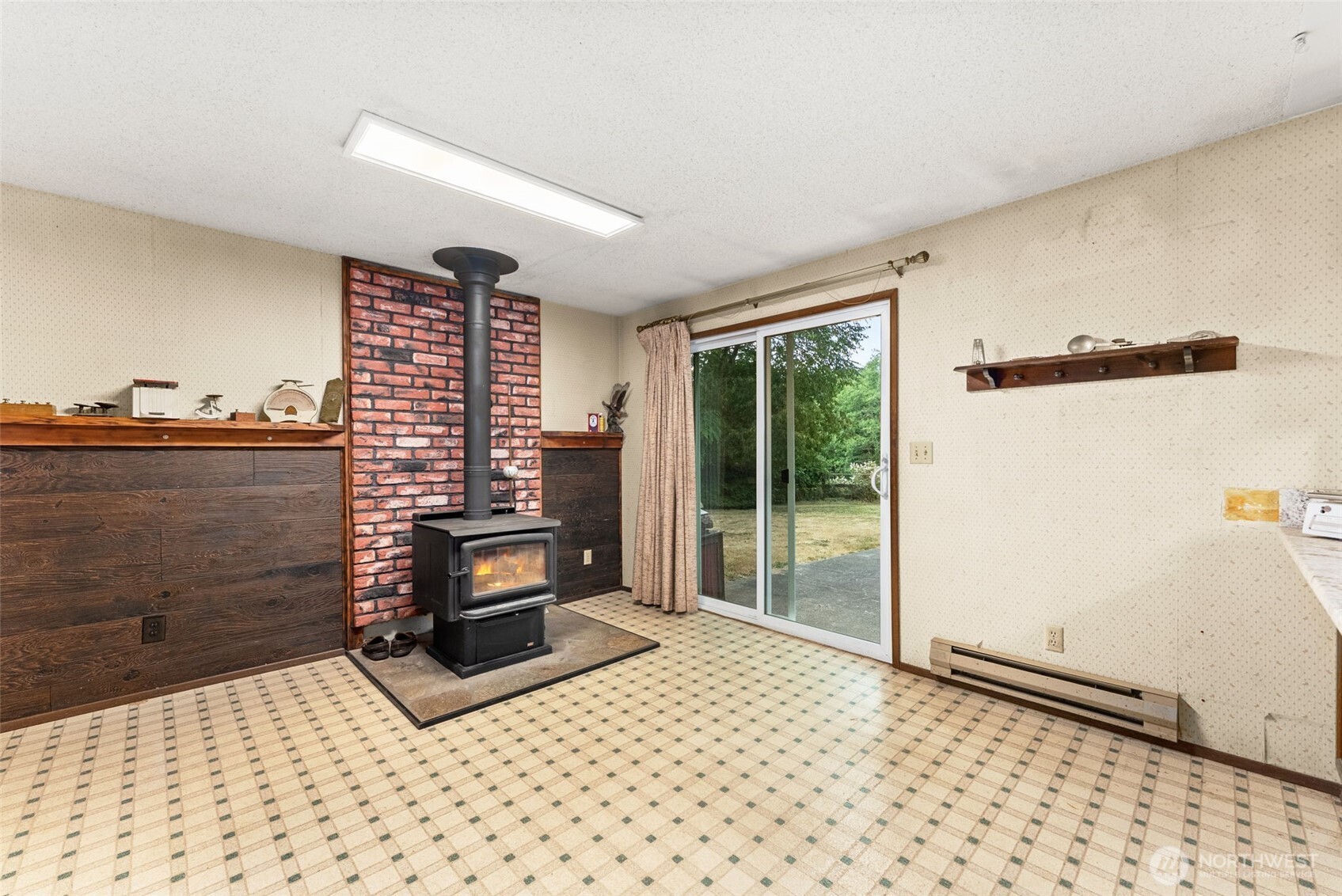 341 Frogner Road Property Photo 12