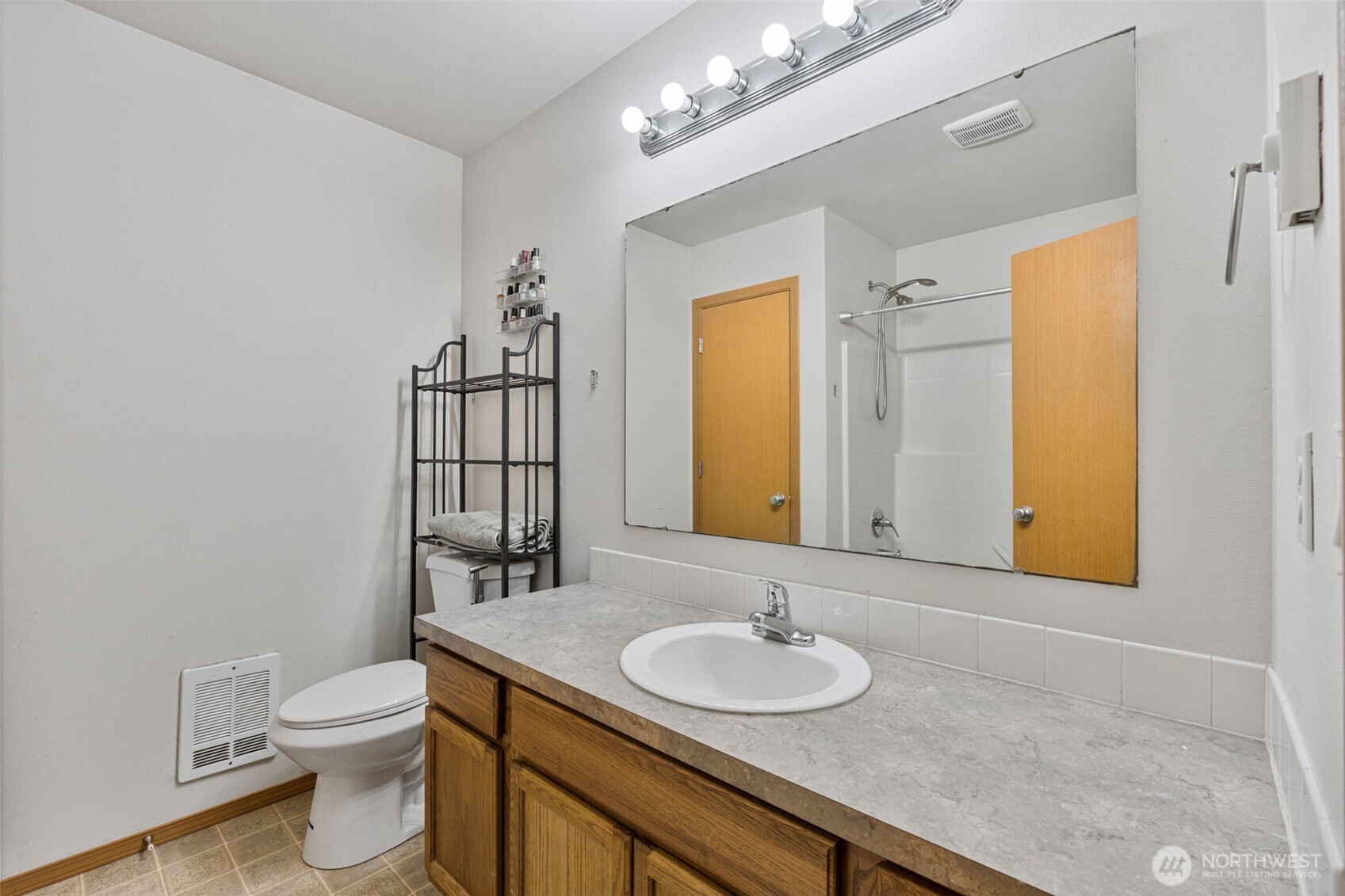 17015 Arborvitae Court Property Photo 26