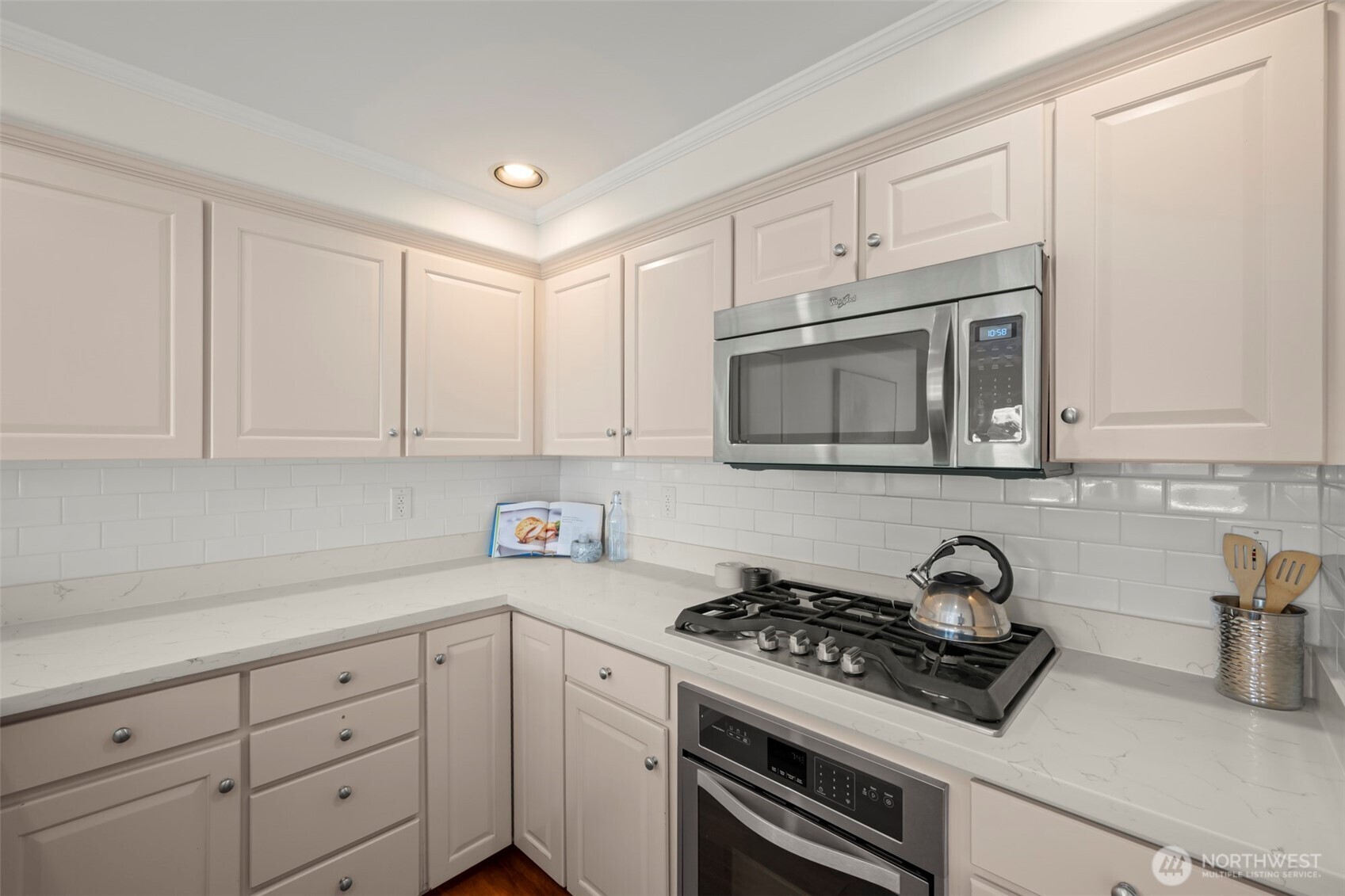 2167 Dexter Avenue 402 Property Photo 10