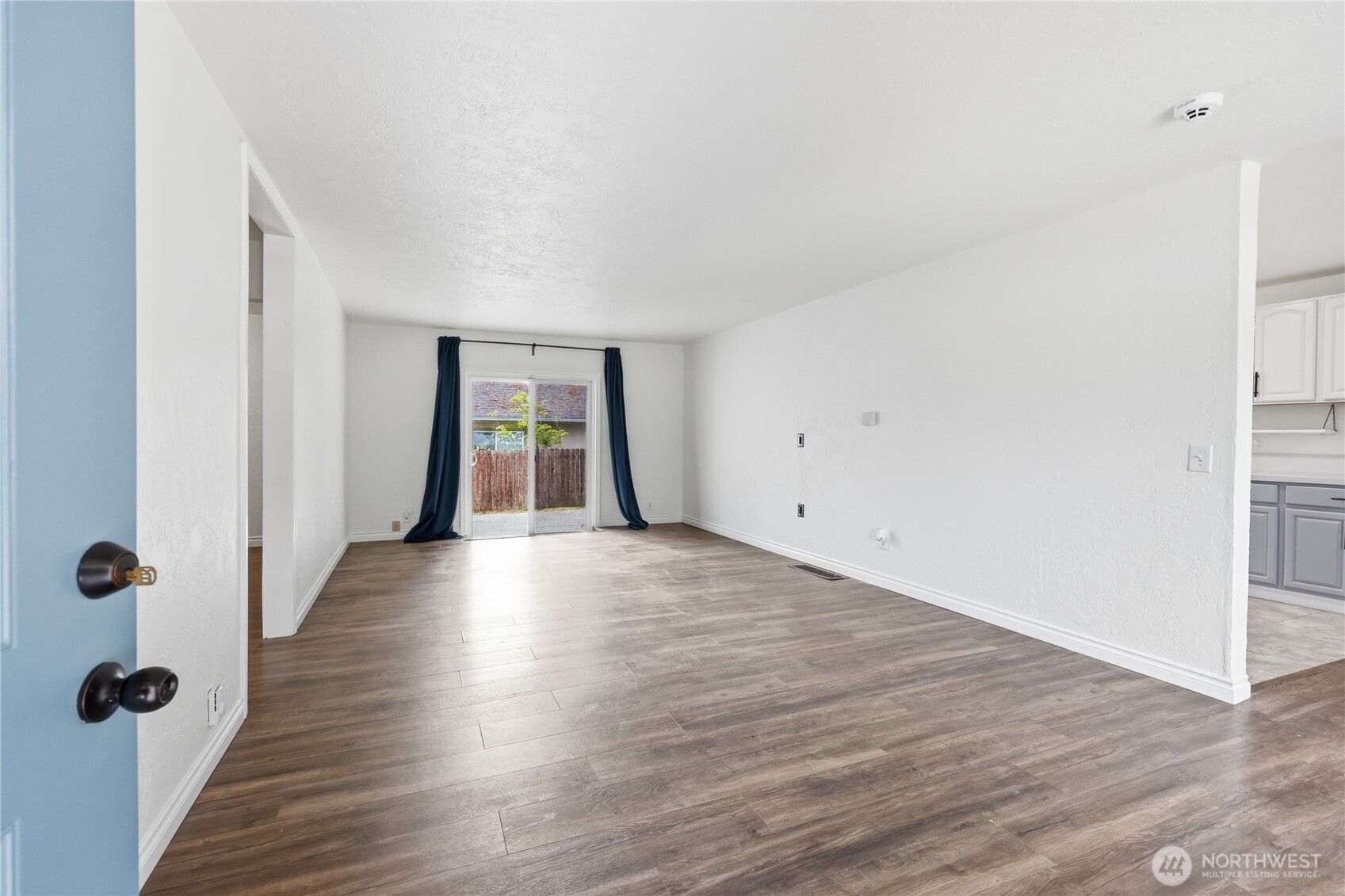 2227 Sidney Avenue Property Photo 4