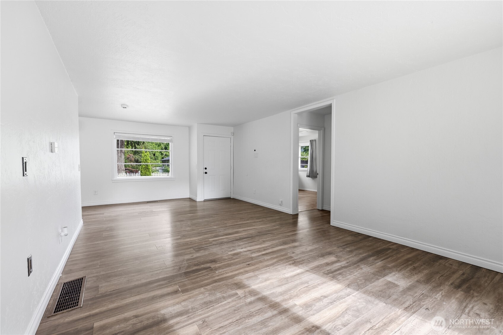 2227 Sidney Avenue Property Photo 7