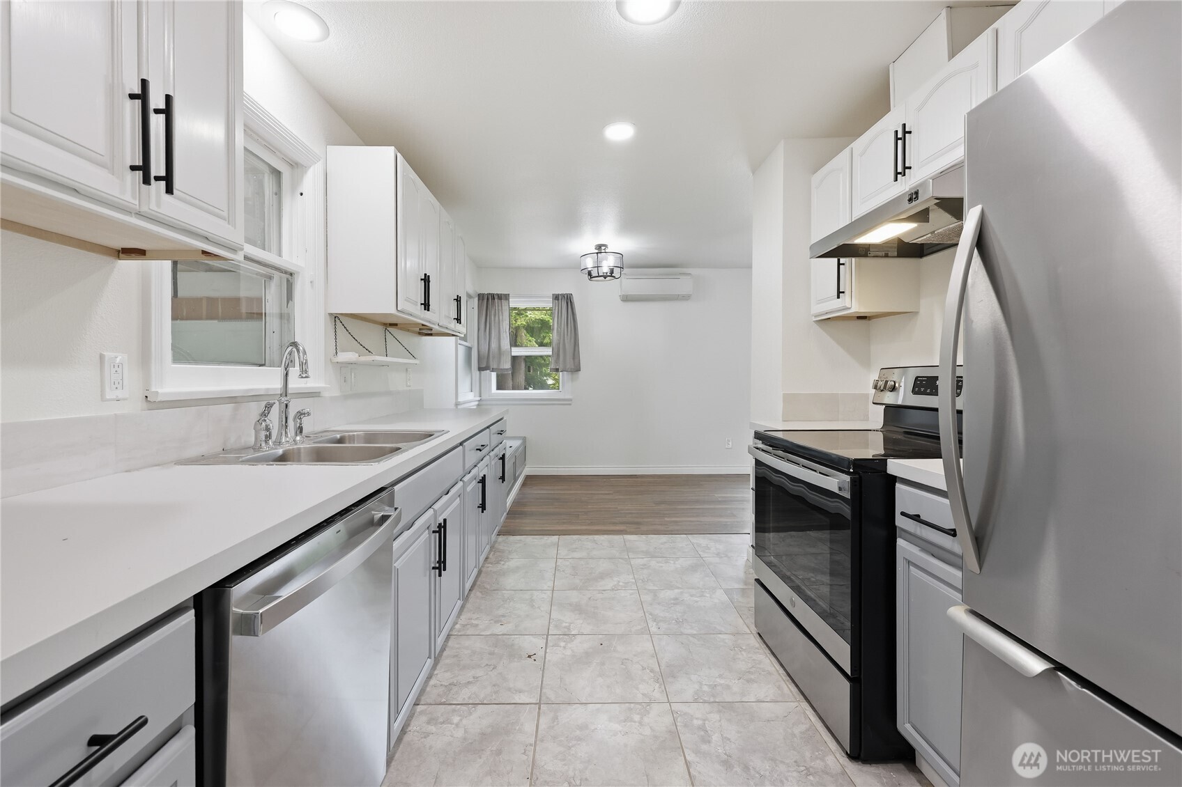 2227 Sidney Avenue Property Photo 15