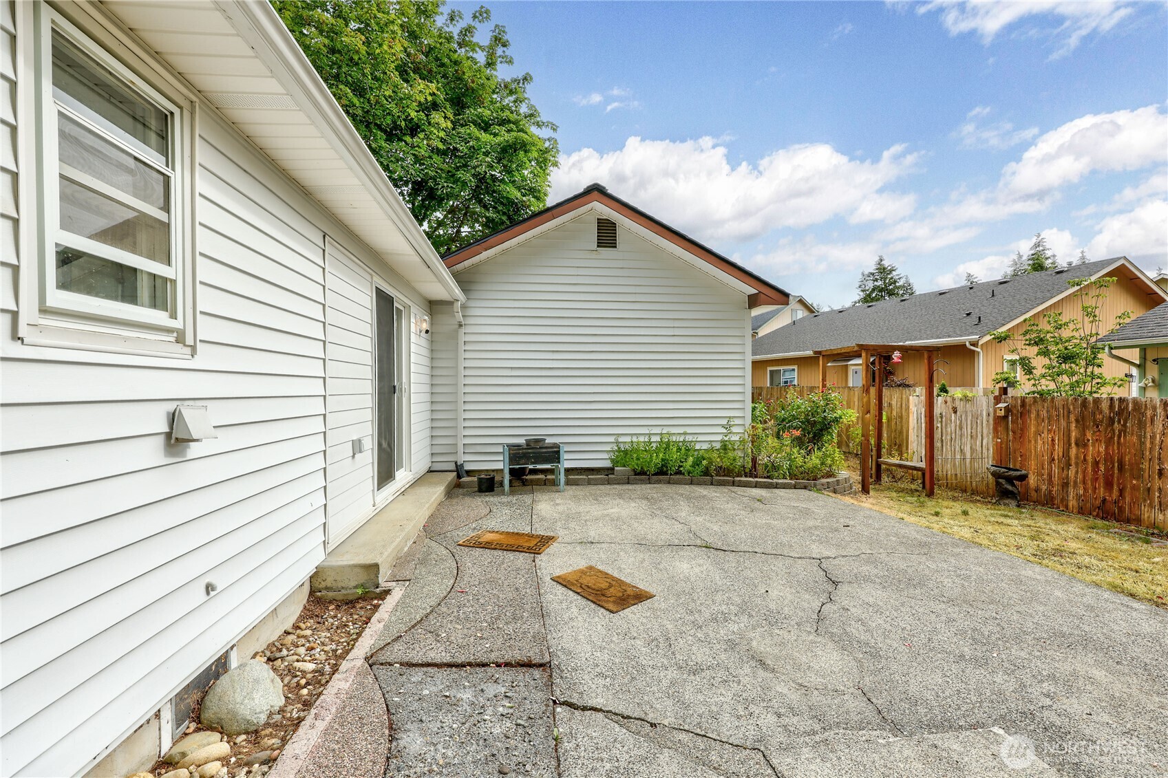 2227 Sidney Avenue Property Photo 23