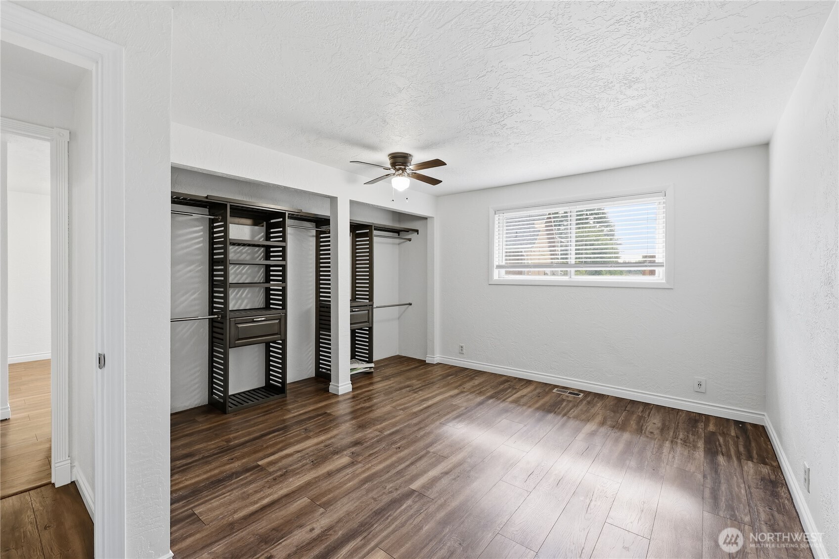 2227 Sidney Avenue Property Photo 32