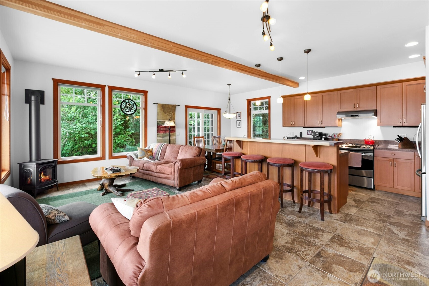 1335 Mackaye Harbor Road Property Photo 7