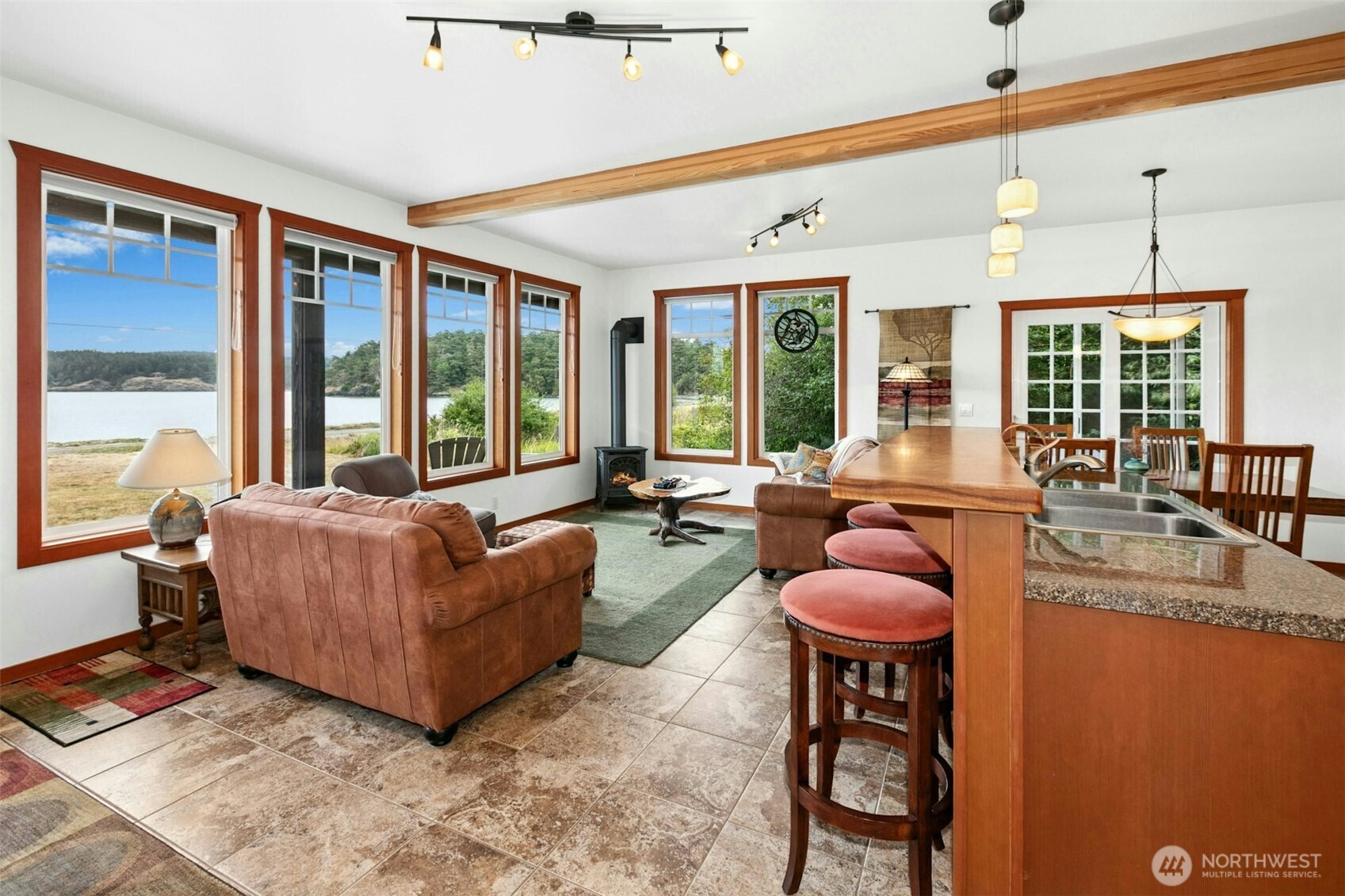1335 Mackaye Harbor Road Property Photo 8