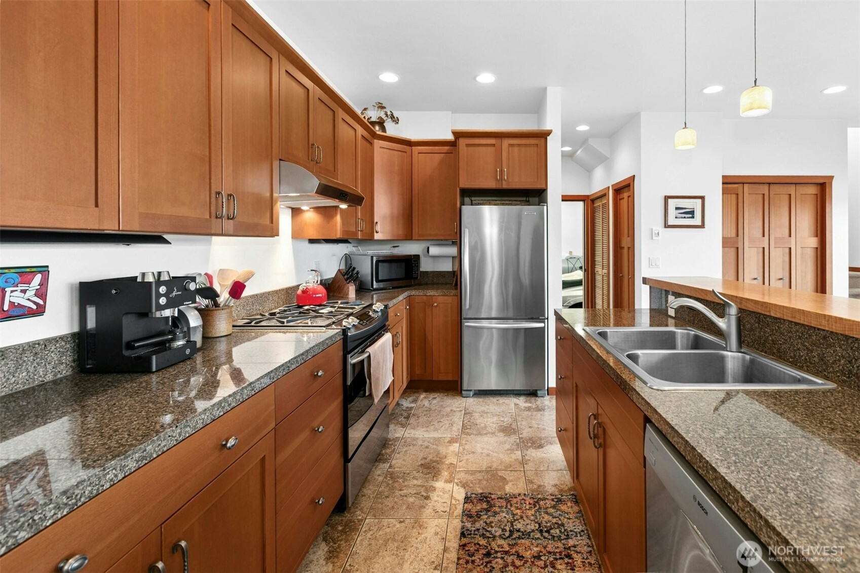 1335 Mackaye Harbor Road Property Photo 10