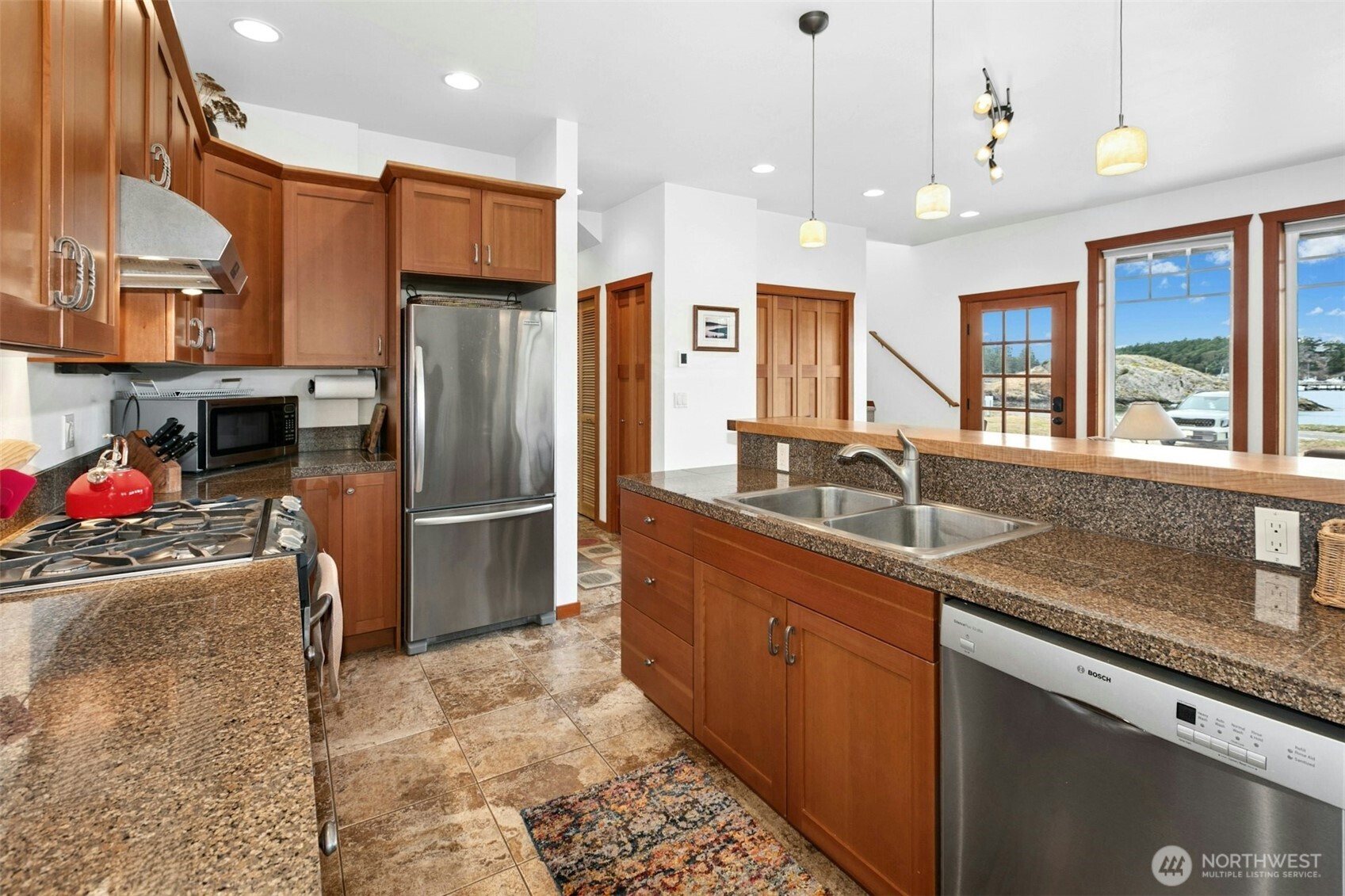 1335 Mackaye Harbor Road Property Photo 11