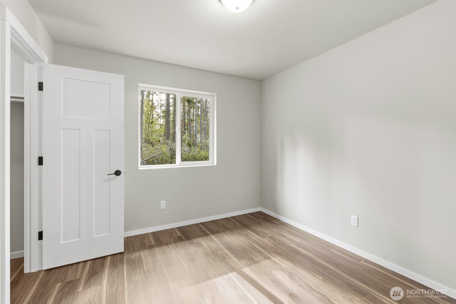 680 Ne Haven Lake Drive Property Photo 19
