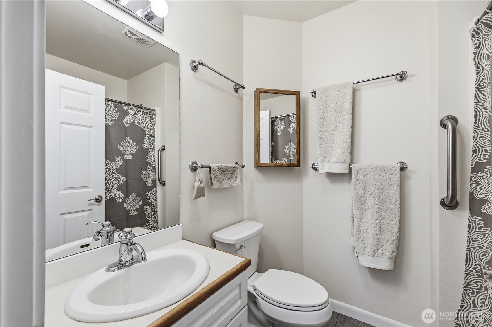350 Castellano Way 104 Property Photo 16