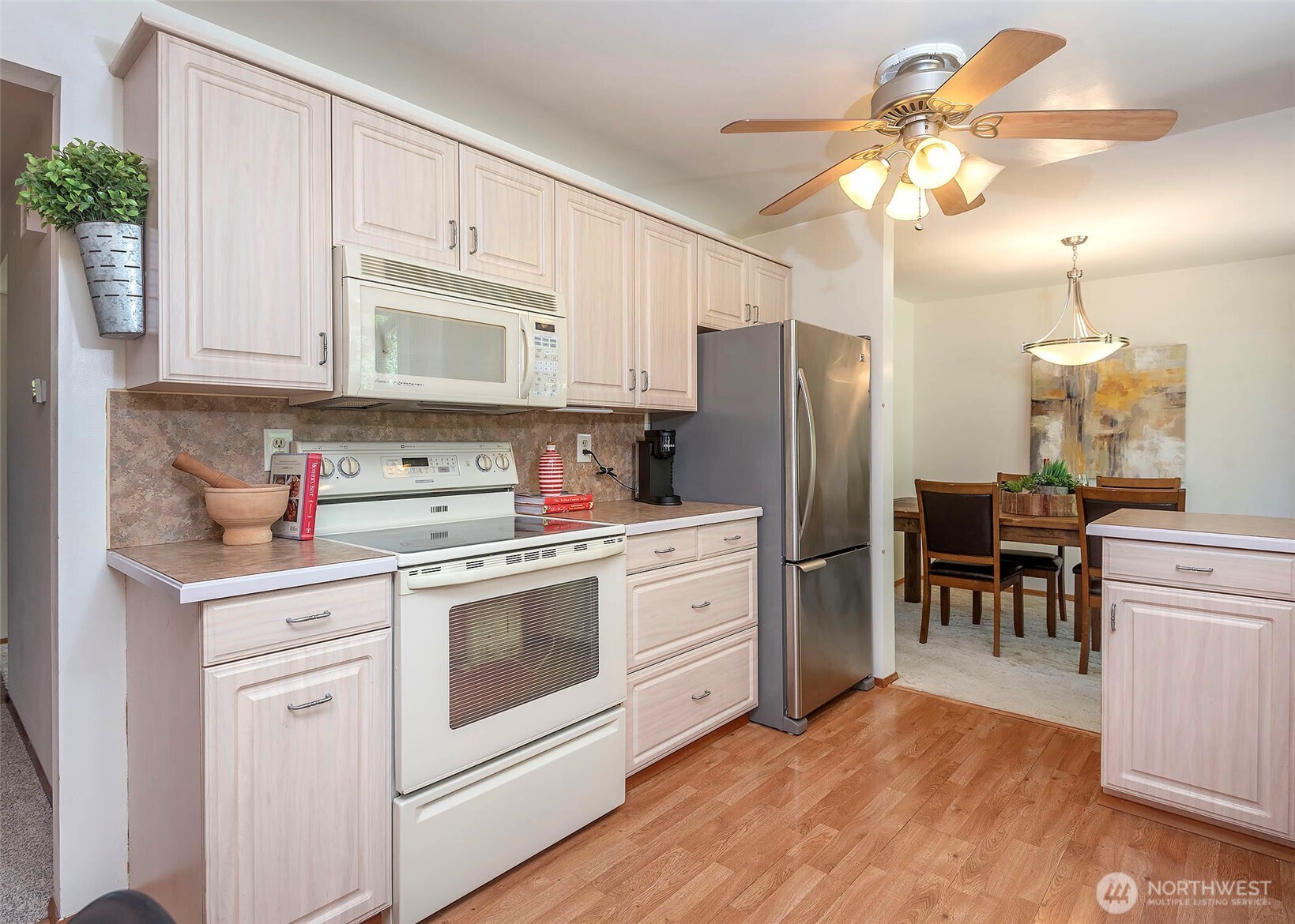8821 221st Place Property Photo 11
