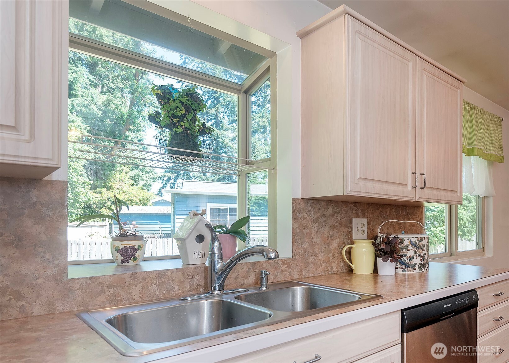 8821 221st Place Property Photo 12