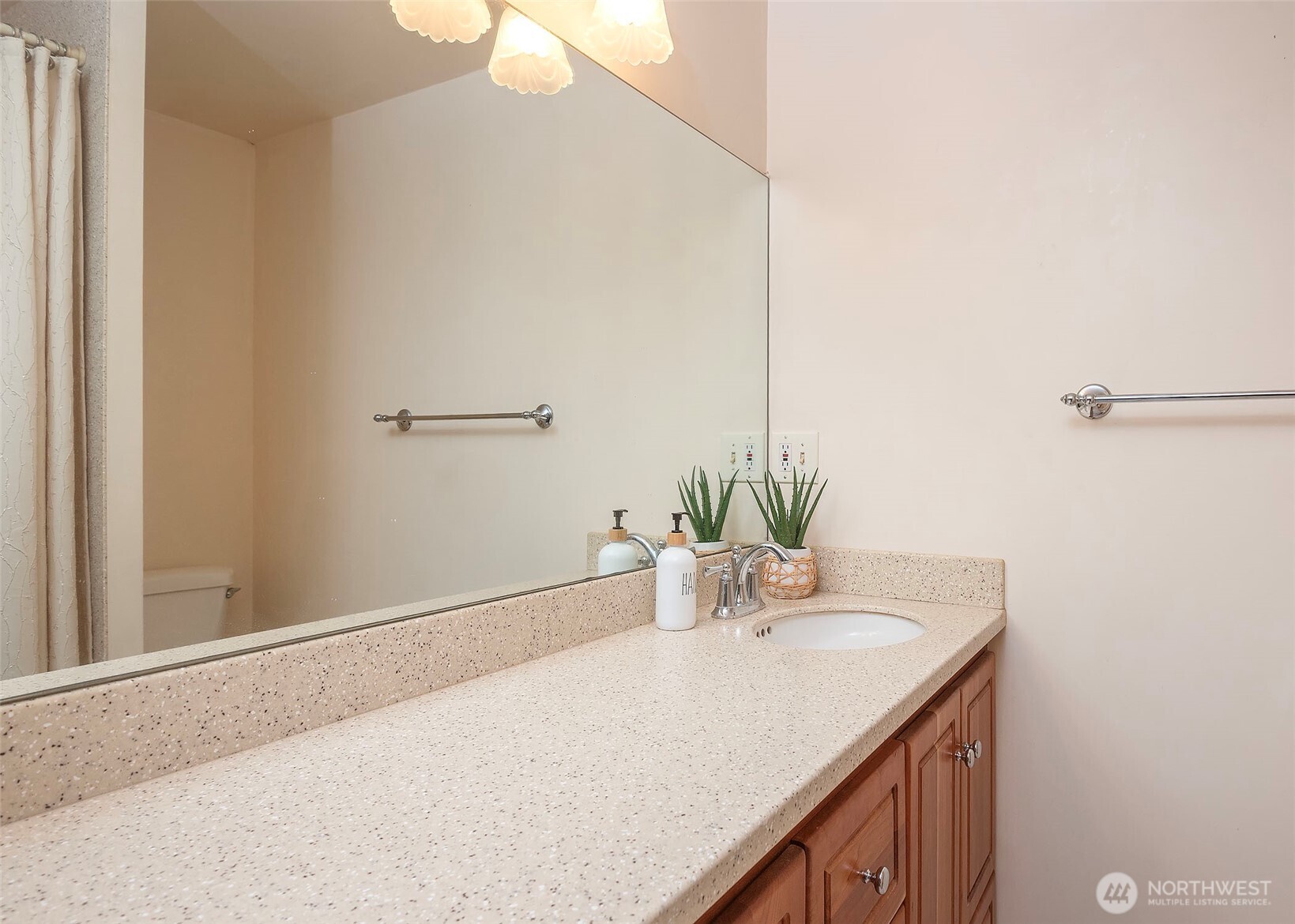 8821 221st Place Property Photo 16