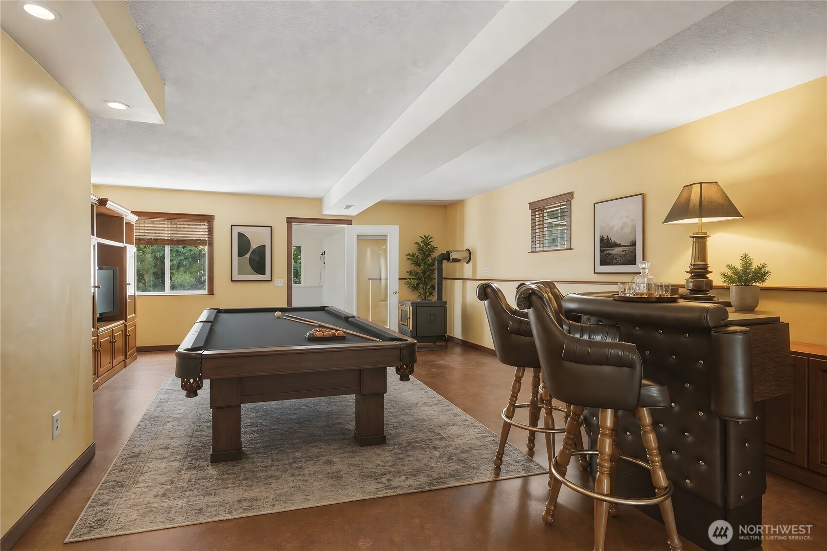 175 Green Avenue Property Photo 13