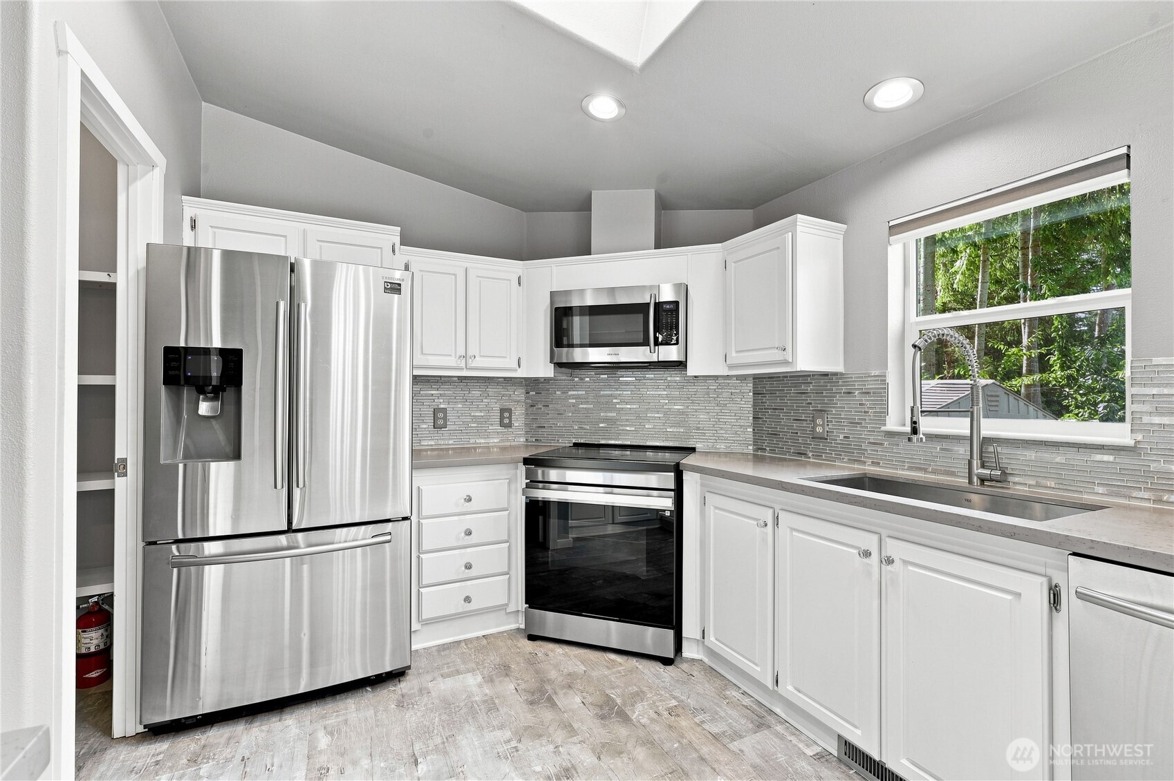 12 Blueberry Hill Road Property Photo 11