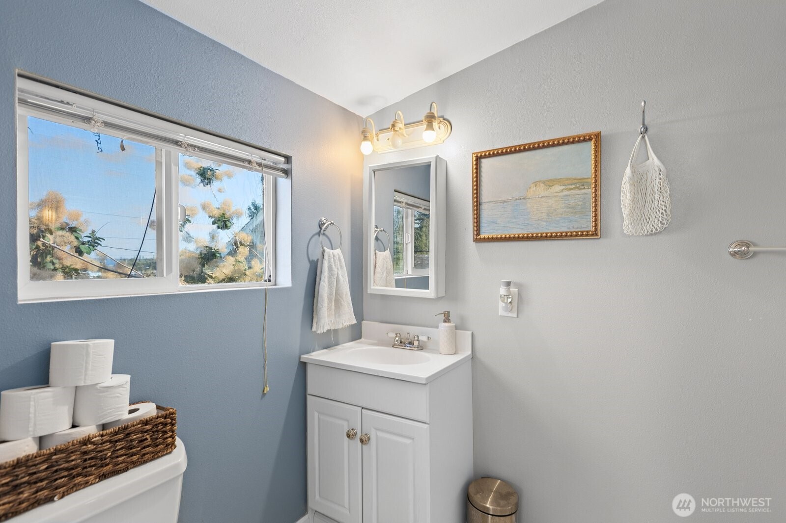 3827 High Street Property Photo 13