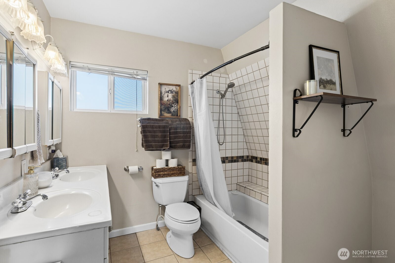 3827 High Street Property Photo 21