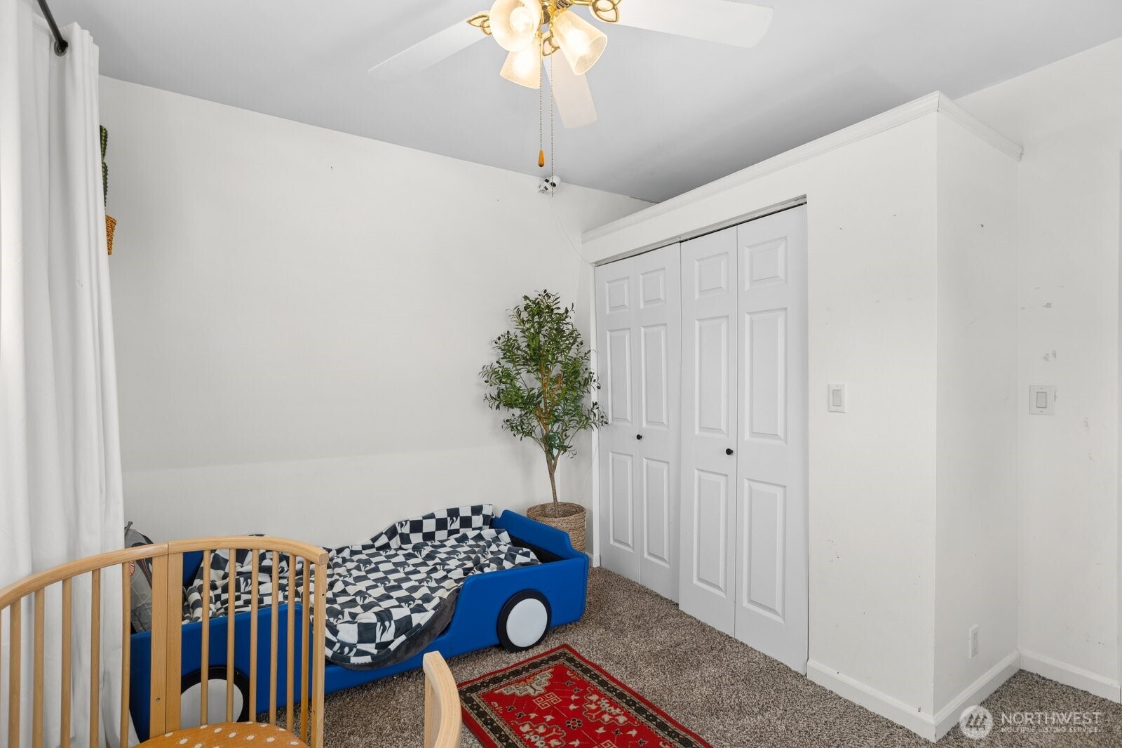 3827 High Street Property Photo 23