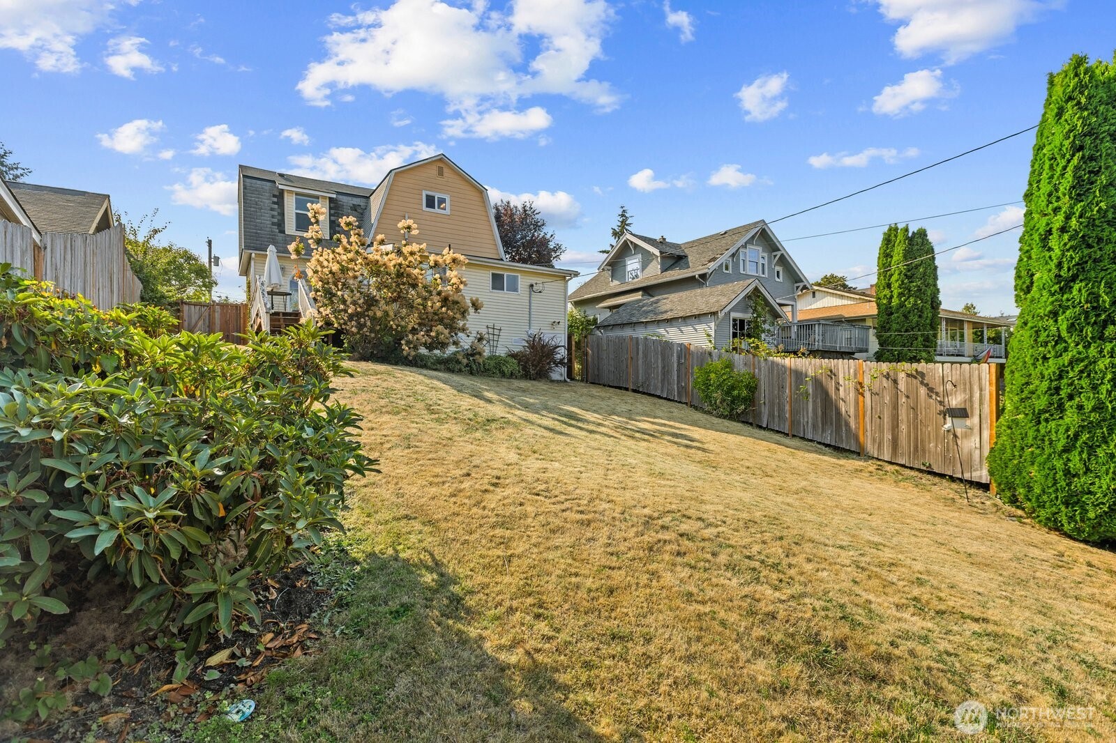 3827 High Street Property Photo 28