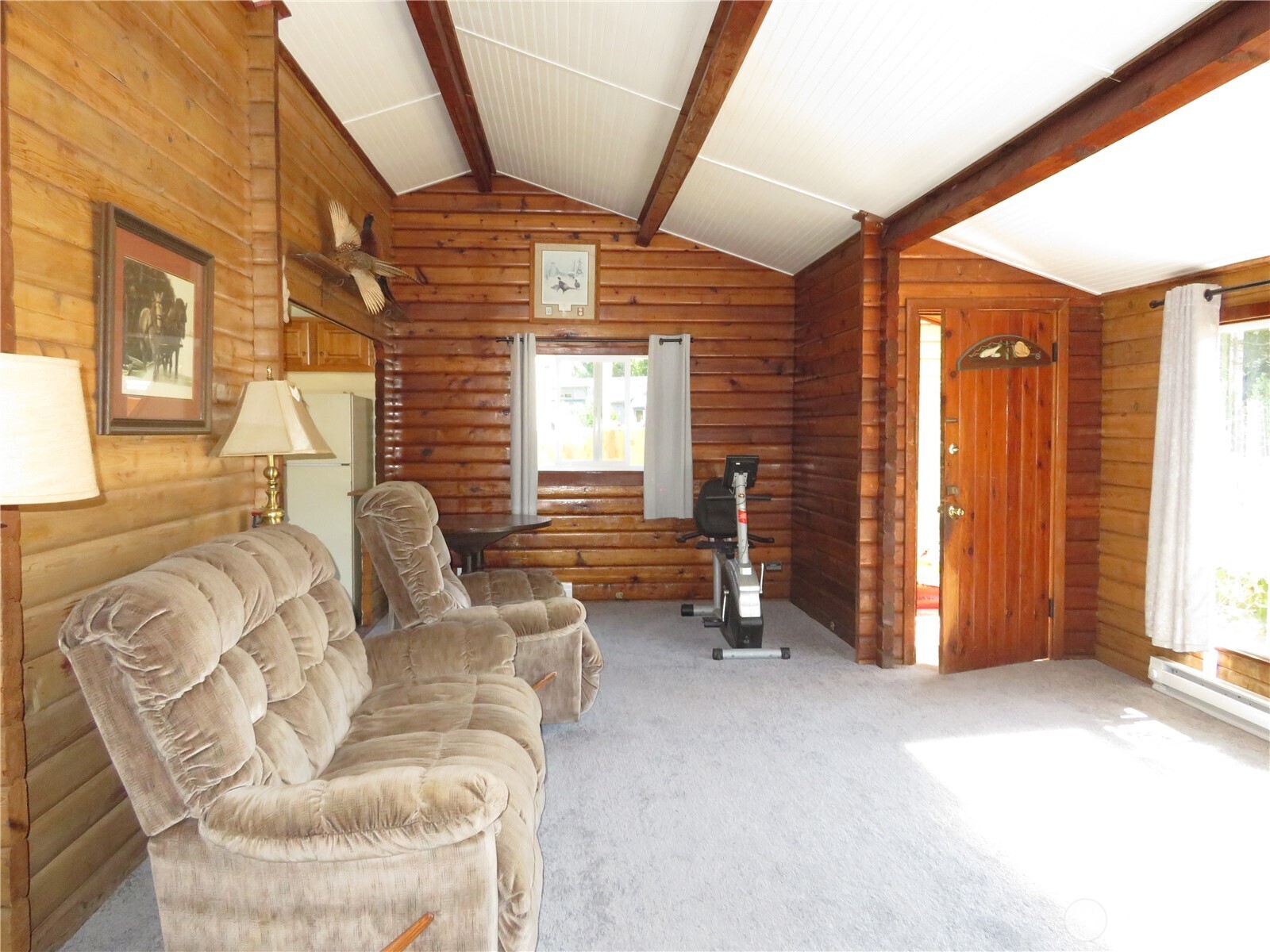 38 Linder Lane Property Photo 6
