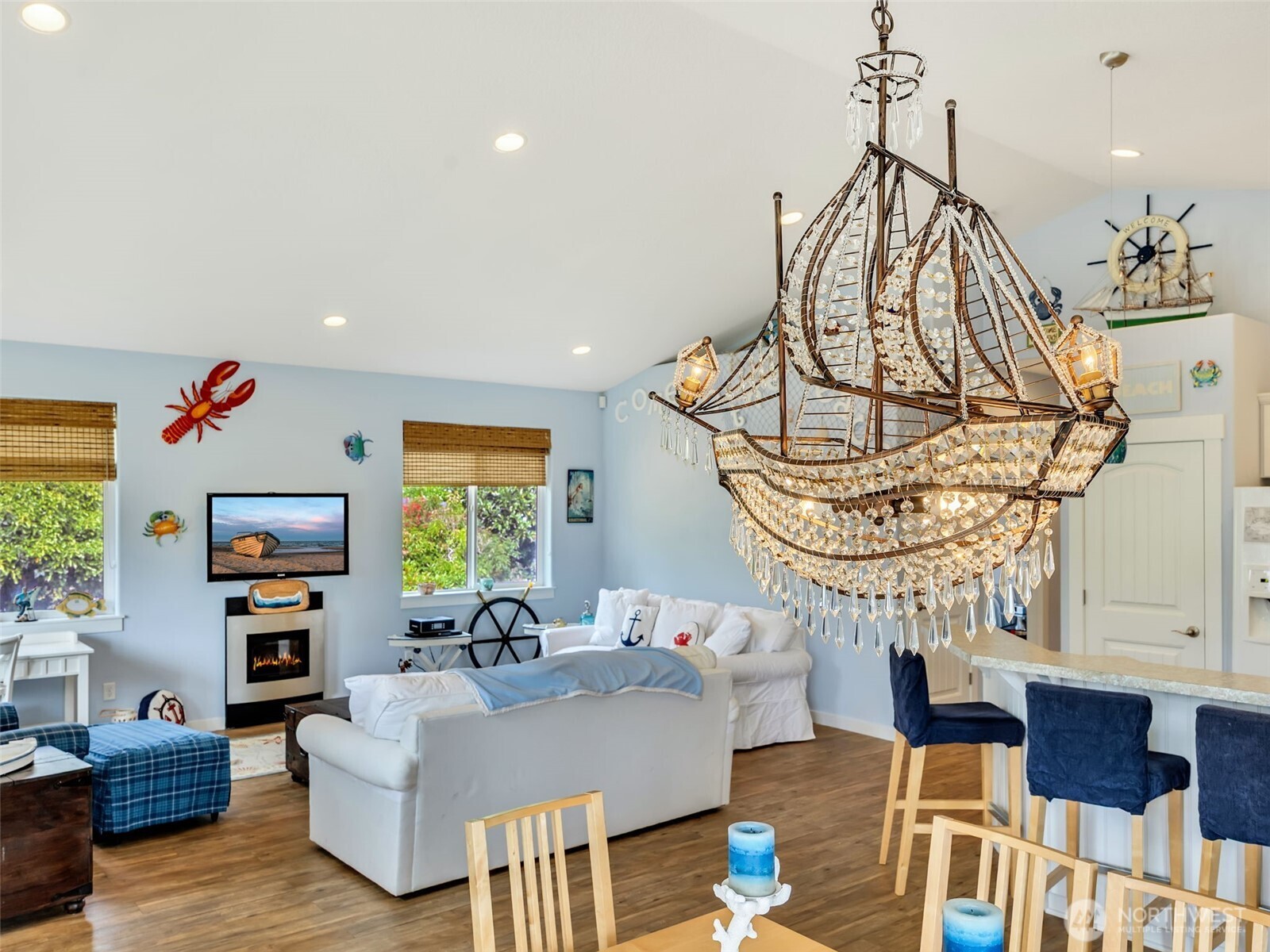 1403 253rd Place Property Photo 5