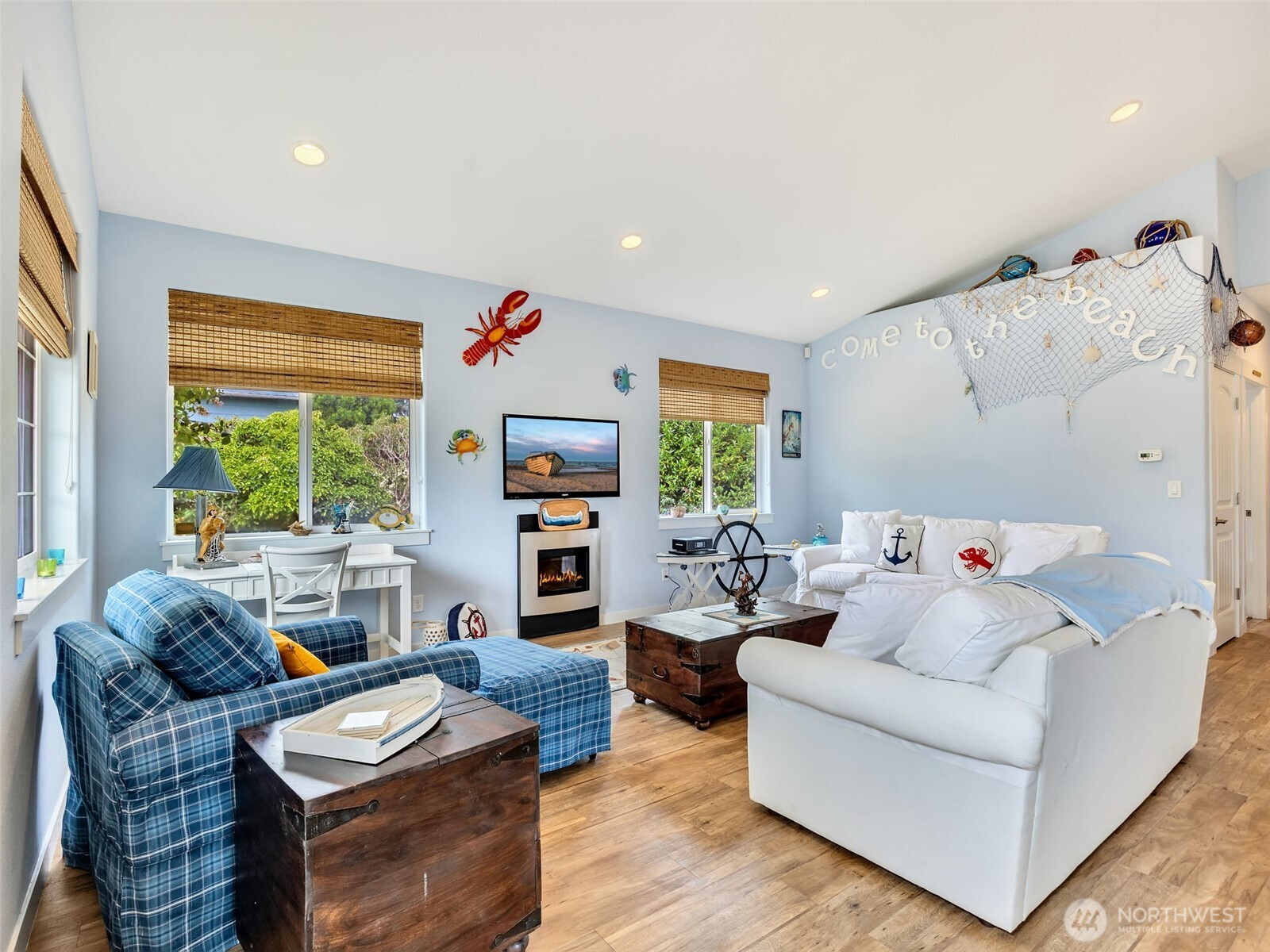 1403 253rd Place Property Photo 7