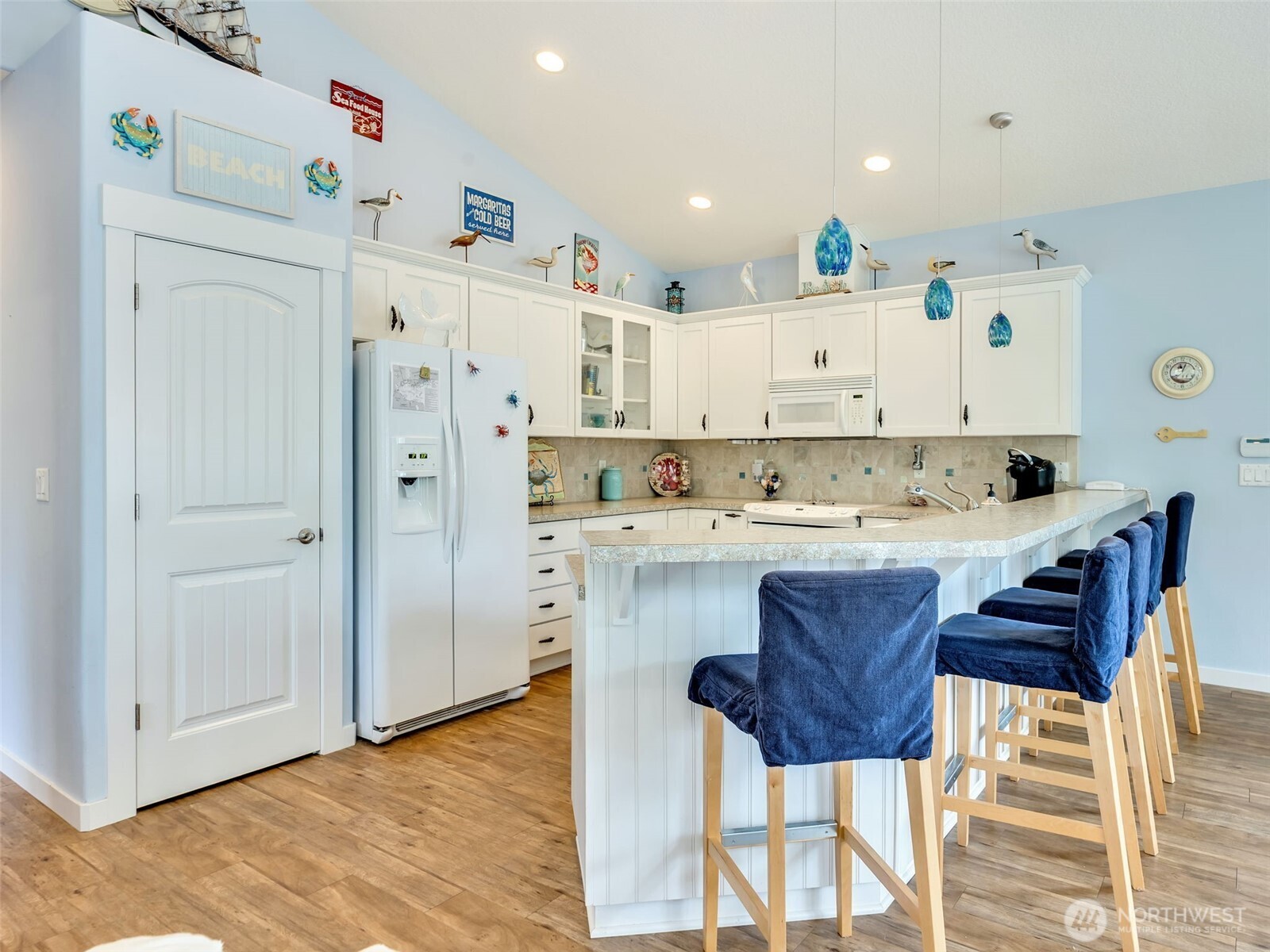1403 253rd Place Property Photo 13
