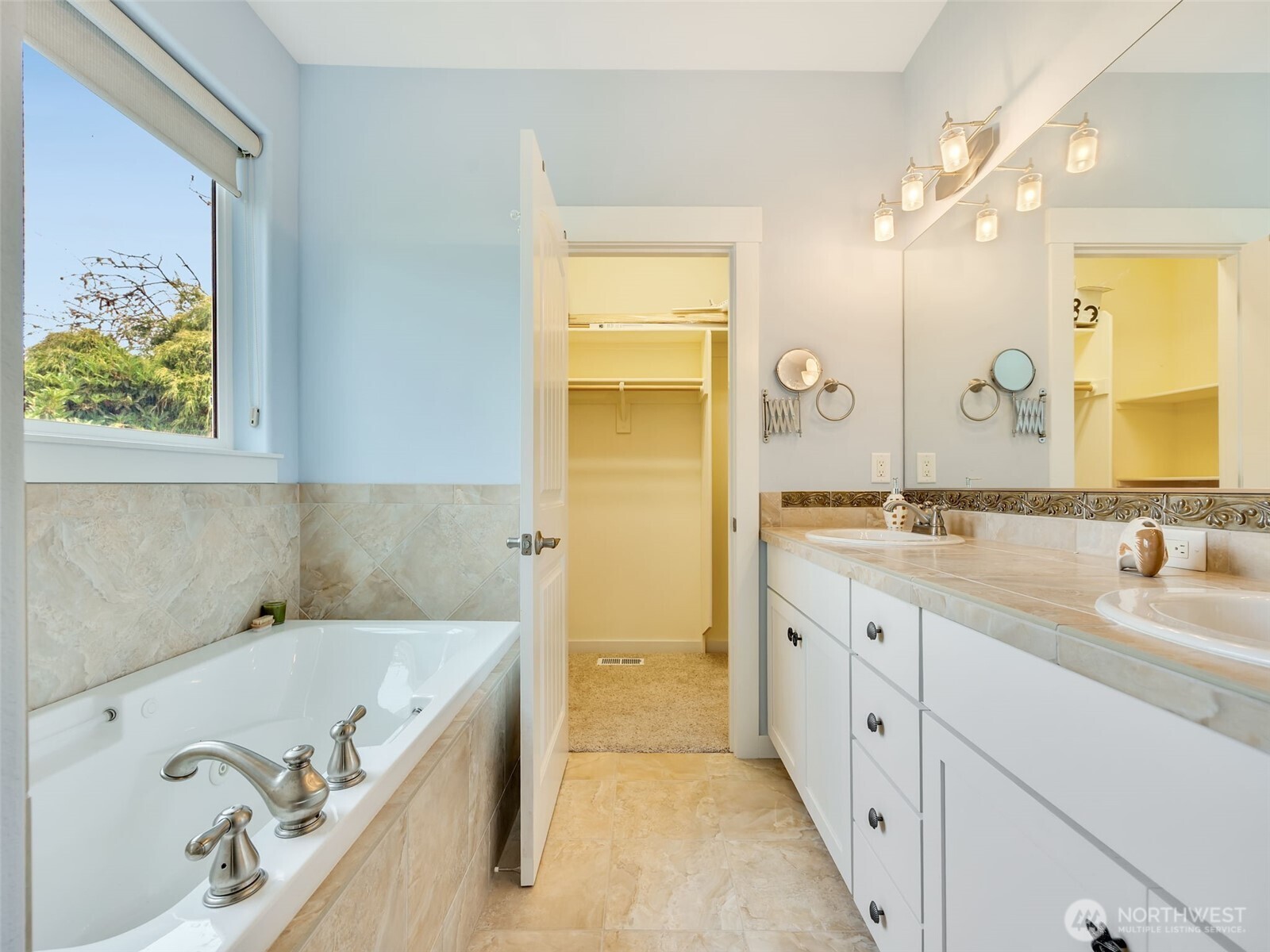 1403 253rd Place Property Photo 29