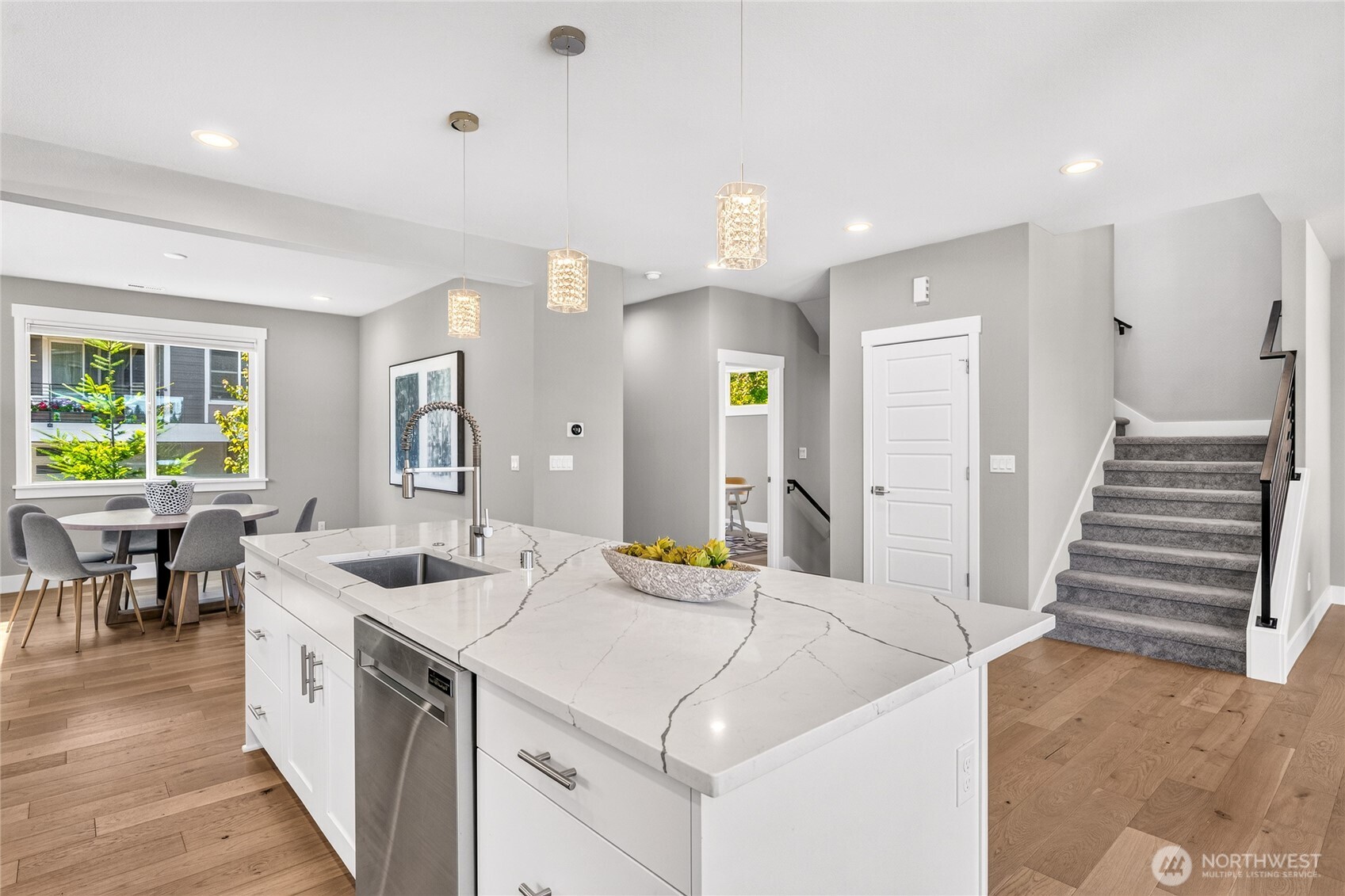 17051 8th Avenue Property Photo 10