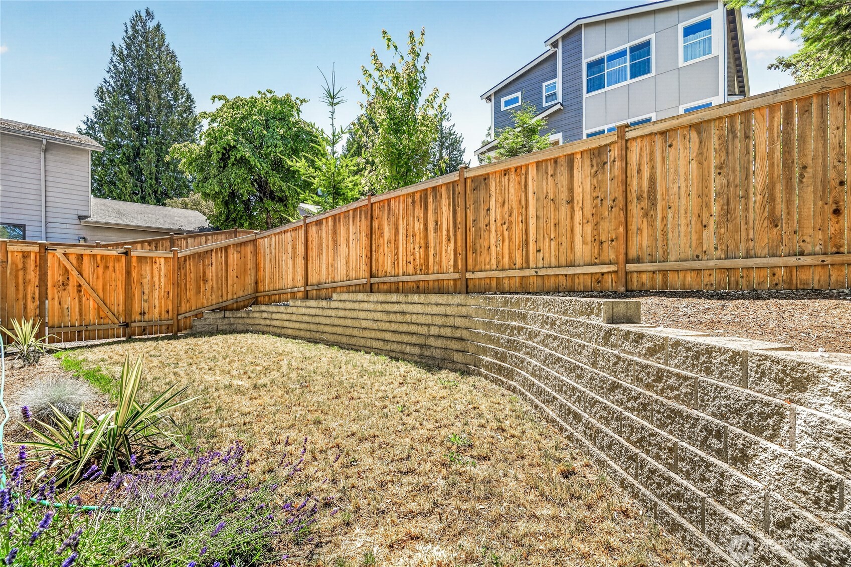 17051 8th Avenue Property Photo 21