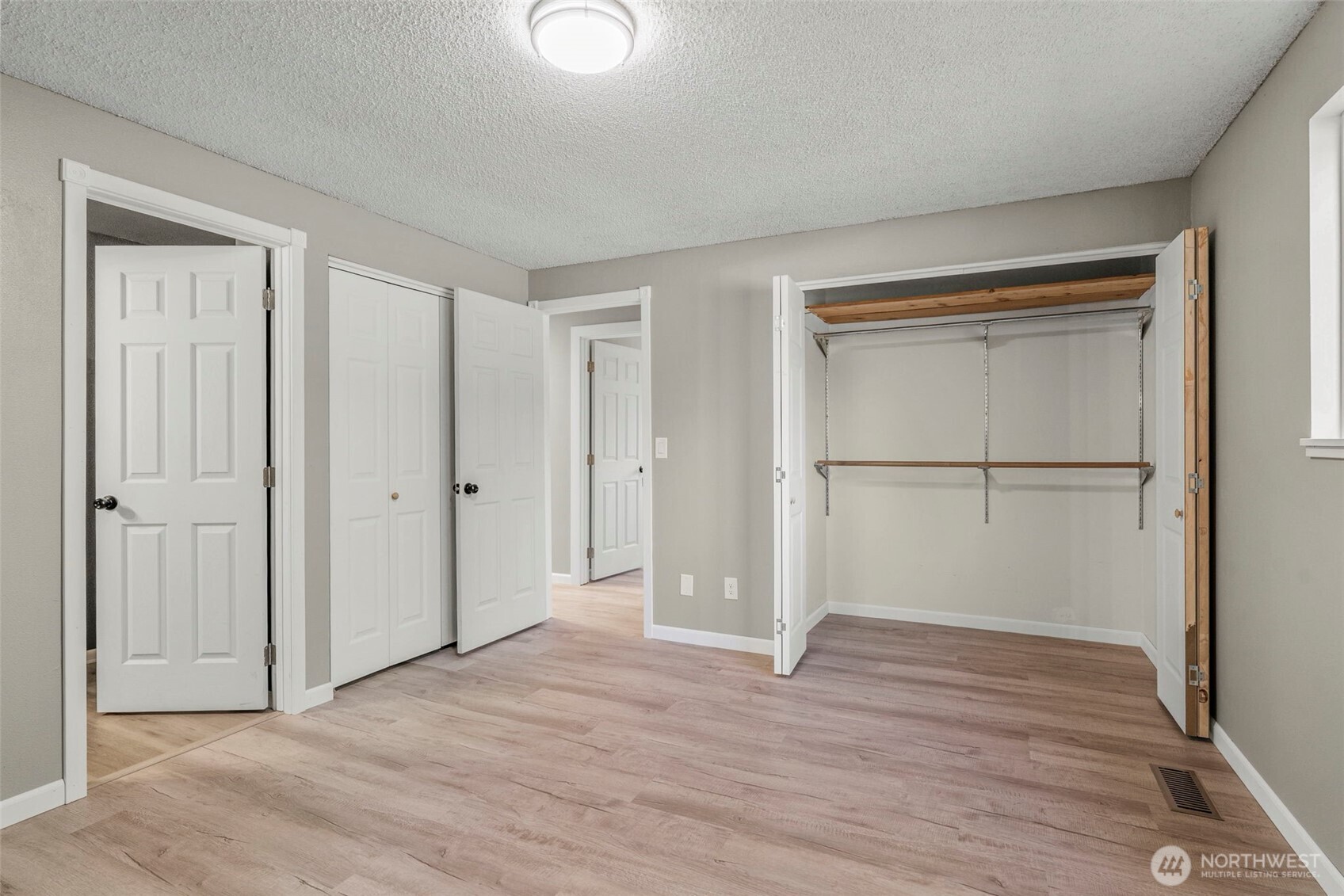 202 Waters Road Property Photo 7