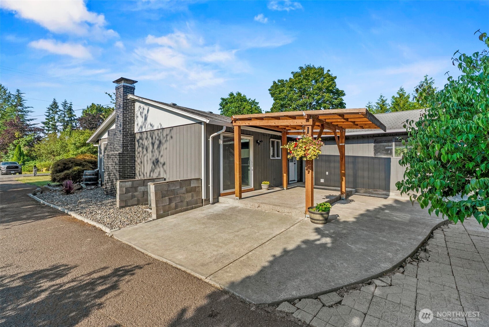 202 Waters Road Property Photo 14
