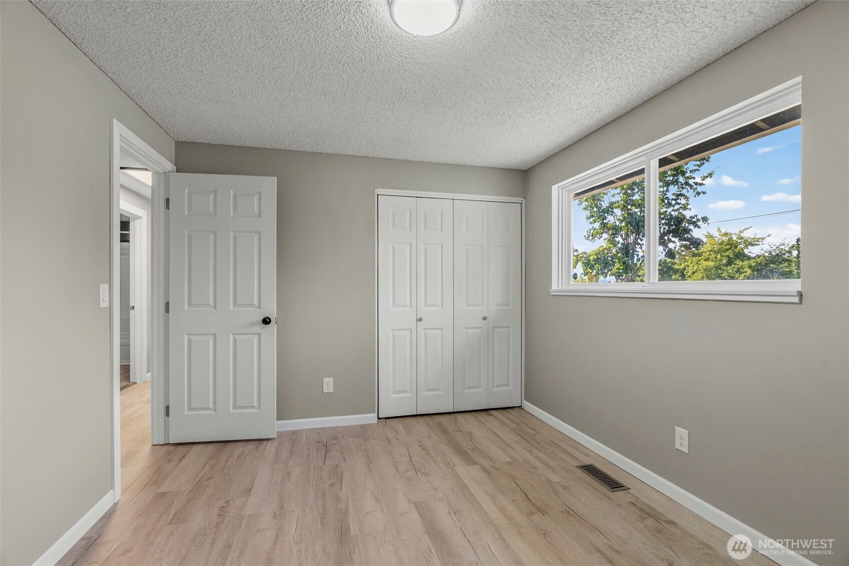 202 Waters Road Property Photo 33