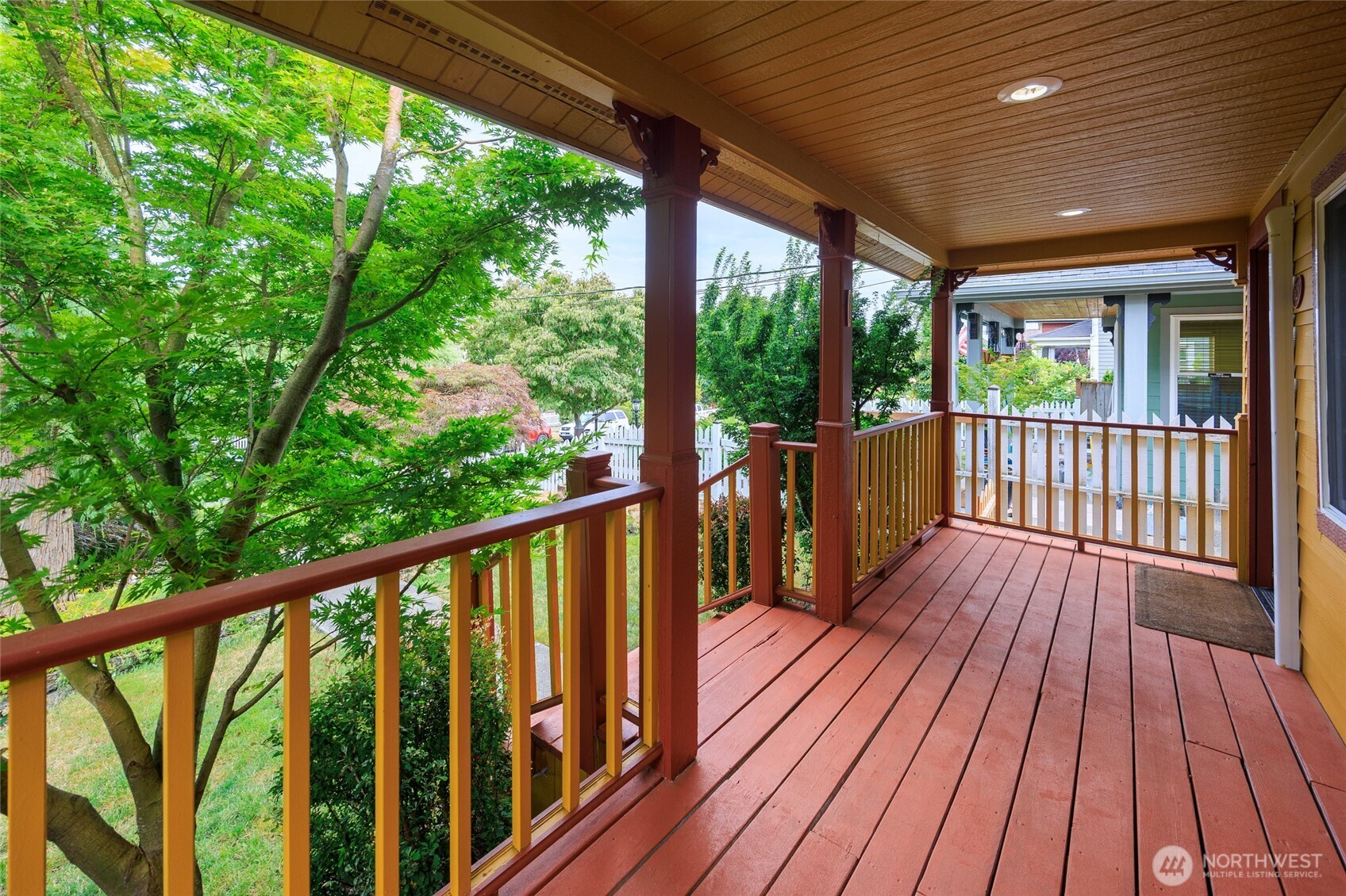 521 Avenue C Property Photo 5