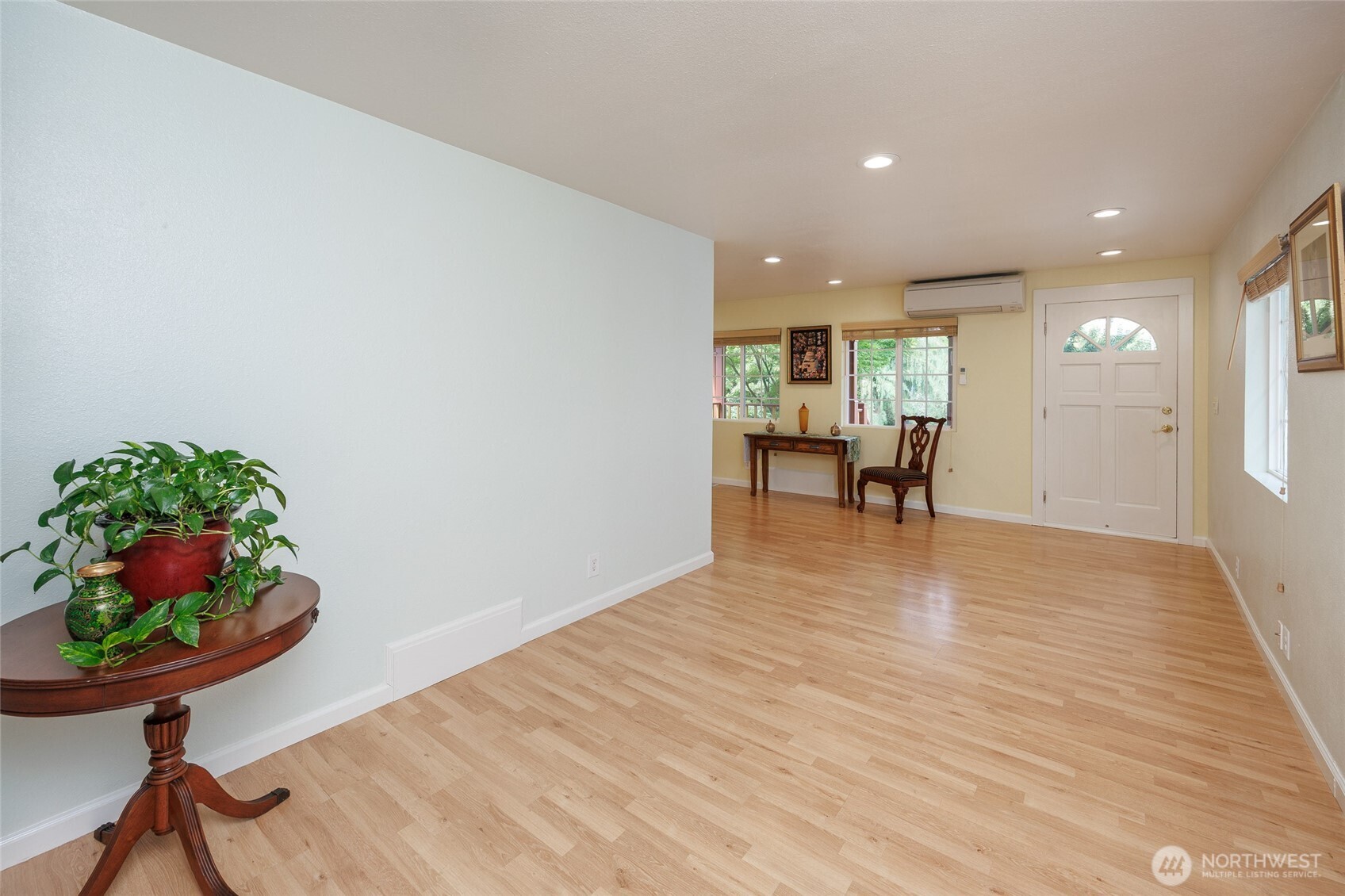 521 Avenue C Property Photo 8