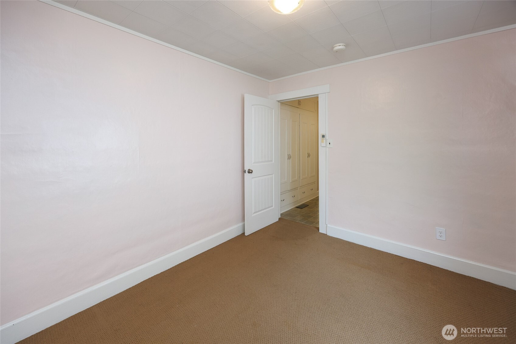521 Avenue C Property Photo 19
