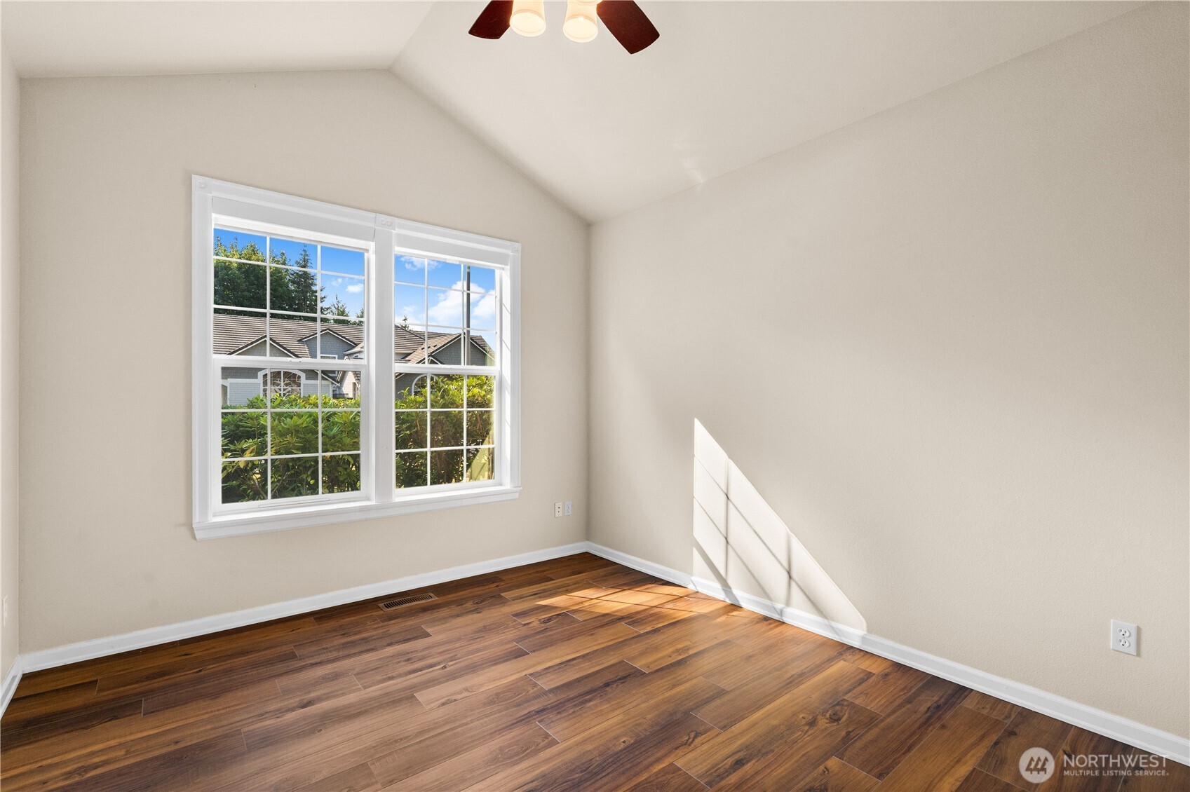 3722 Kinsale Lane Property Photo 8