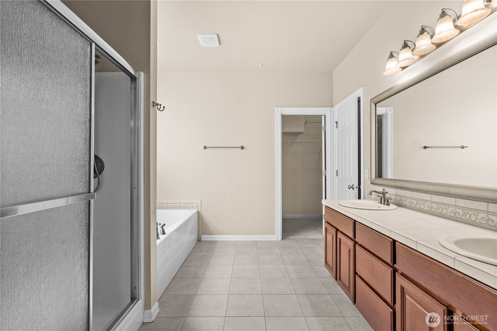 3722 Kinsale Lane Property Photo 12