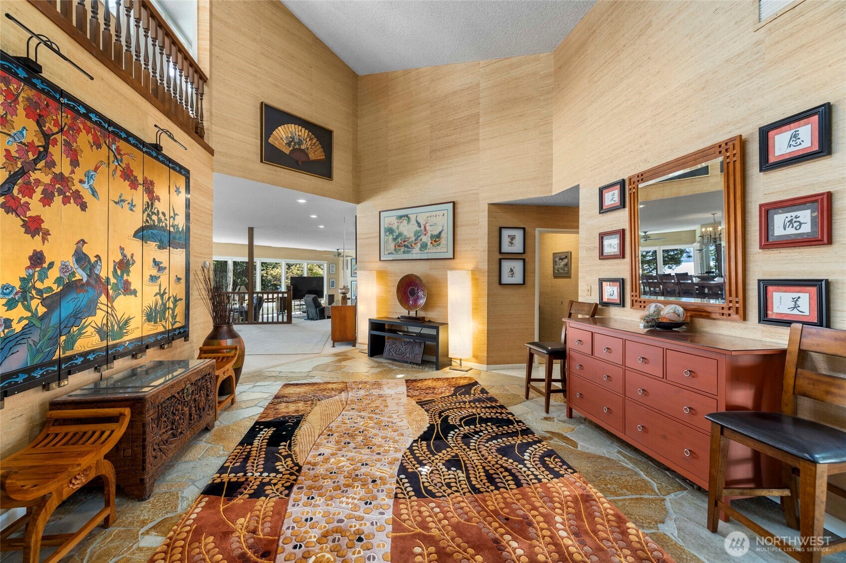 733 Tillamuk Drive Property Photo 4