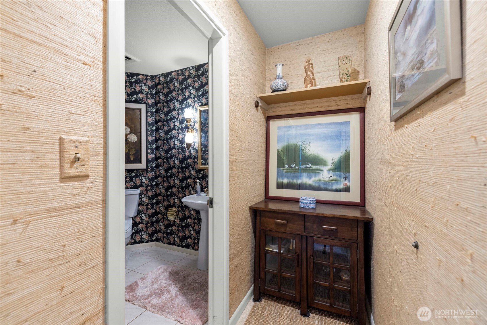 733 Tillamuk Drive Property Photo 13
