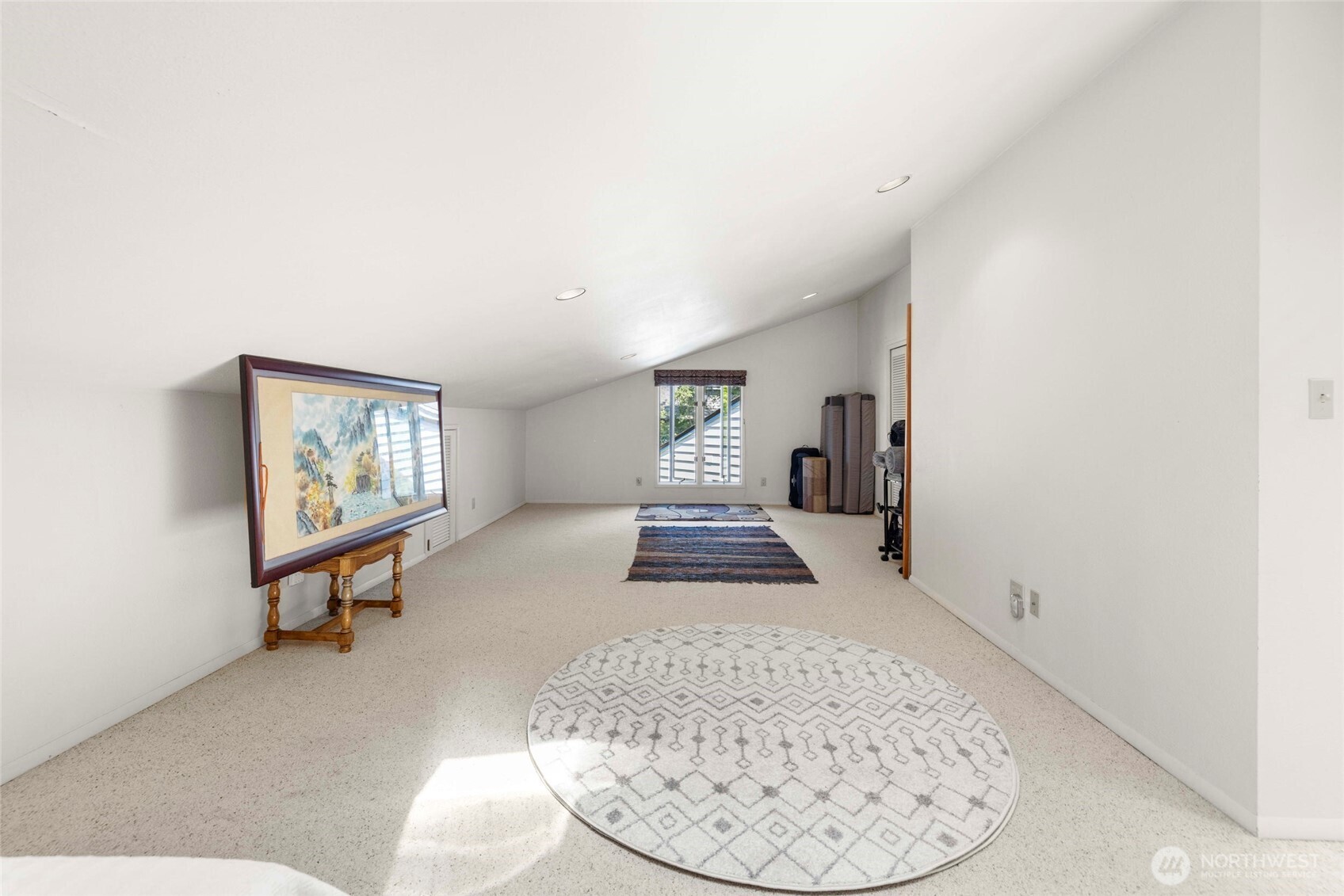 733 Tillamuk Drive Property Photo 27