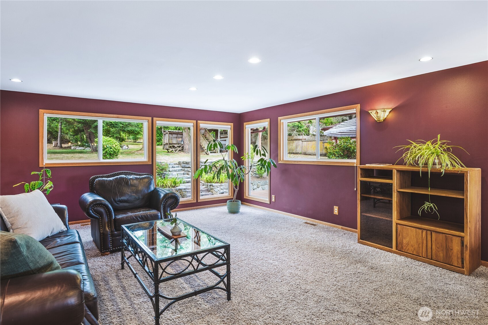 15781 Snee Oosh Road Property Photo 2