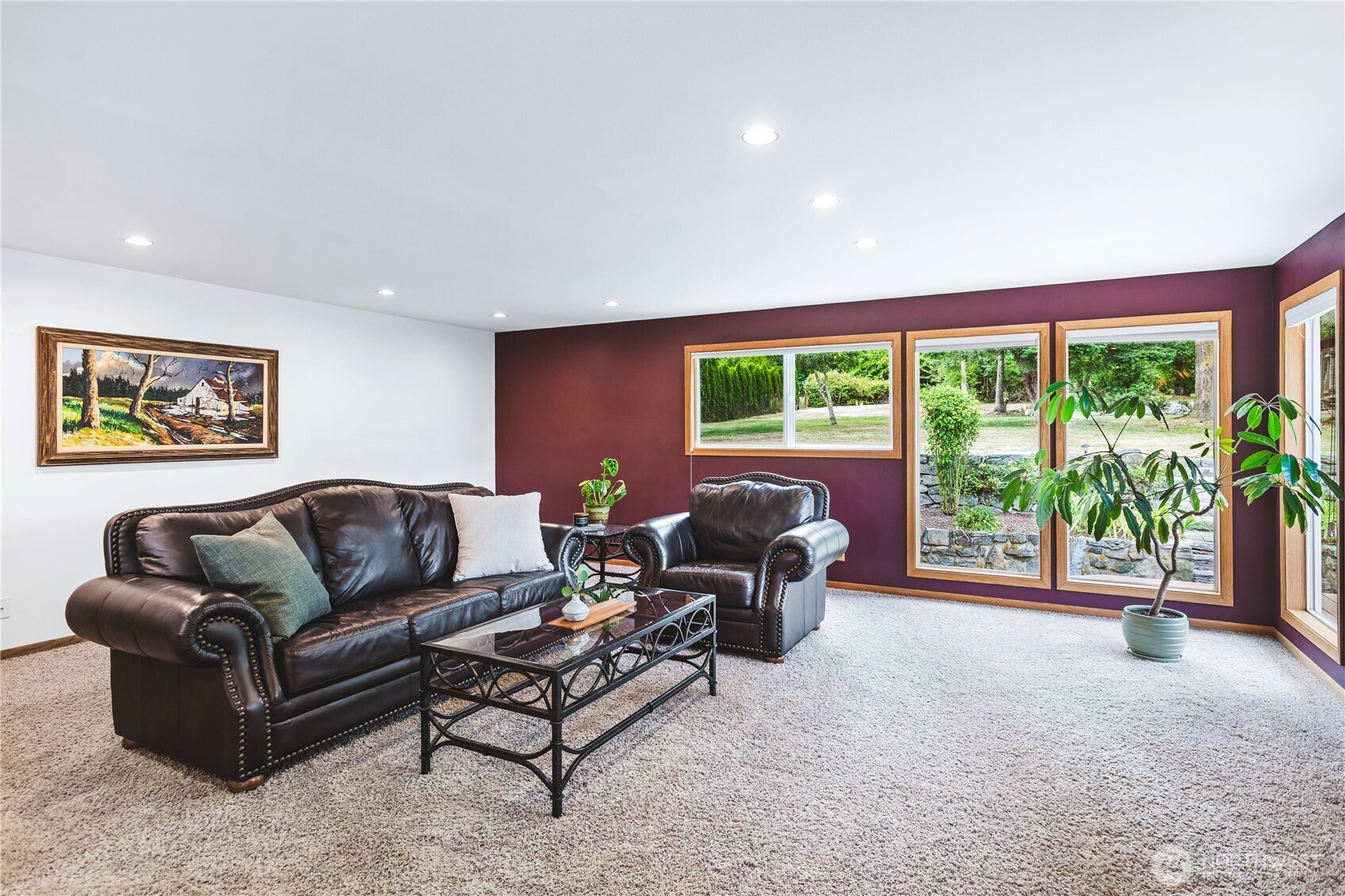 15781 Snee Oosh Road Property Photo 8