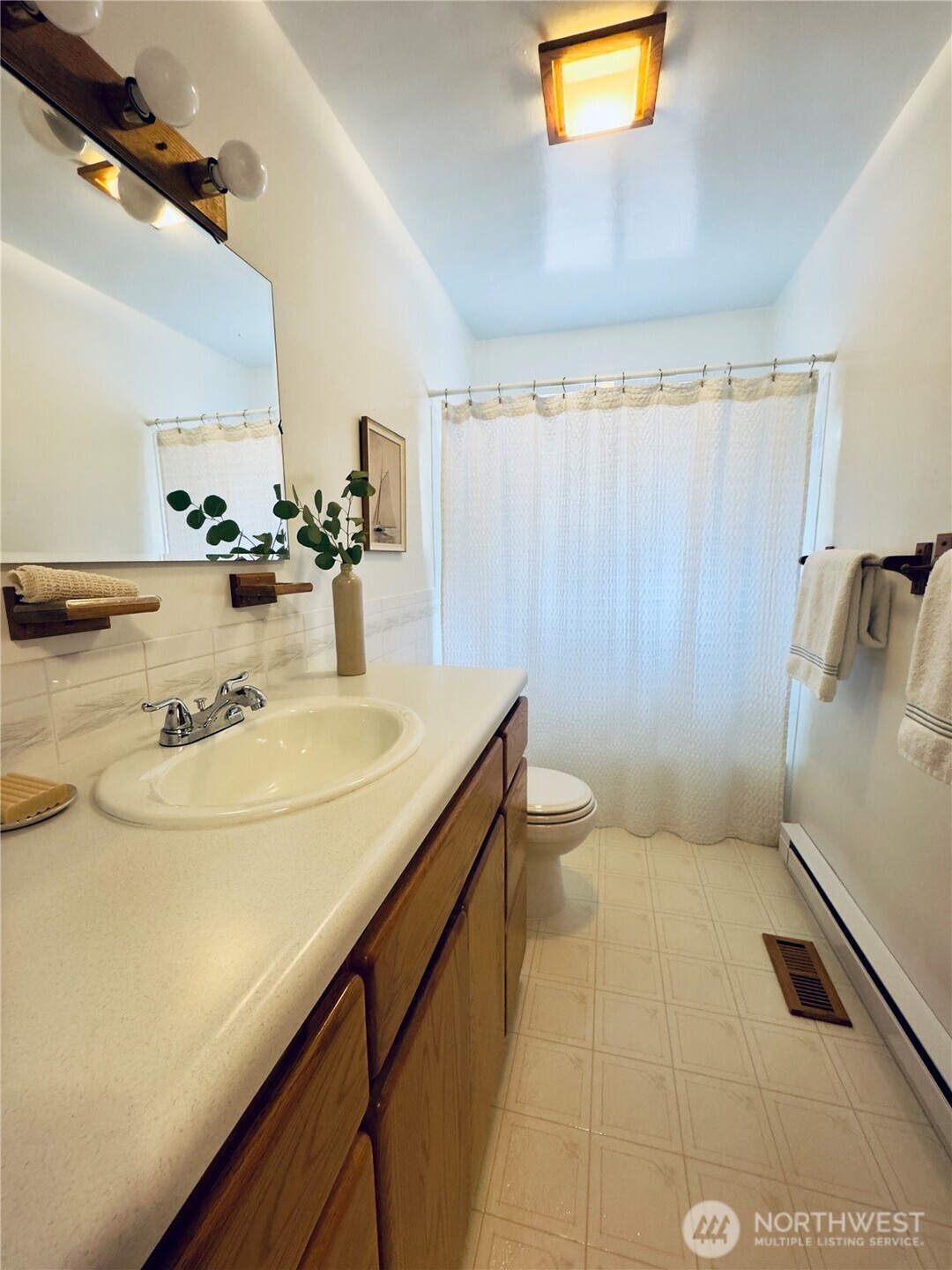 15781 Snee Oosh Road Property Photo 38